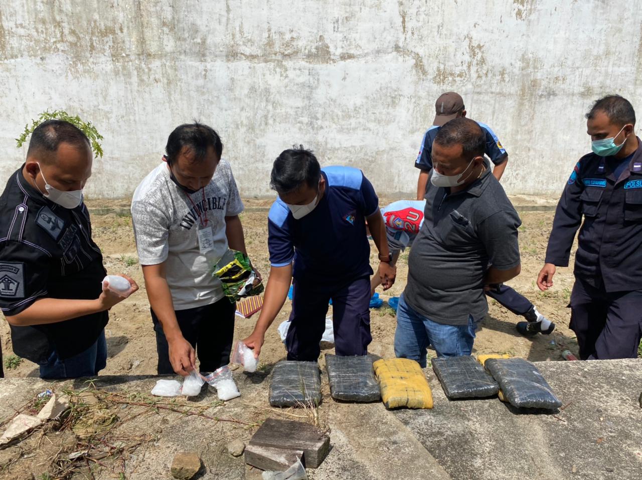 Lembaga Pemasyarakatan  Klas IIA Pematangsiantar kembali menggagalkan masuknya narkoba ke dalam Lapas tersebut, Selasa (20/7/2021)