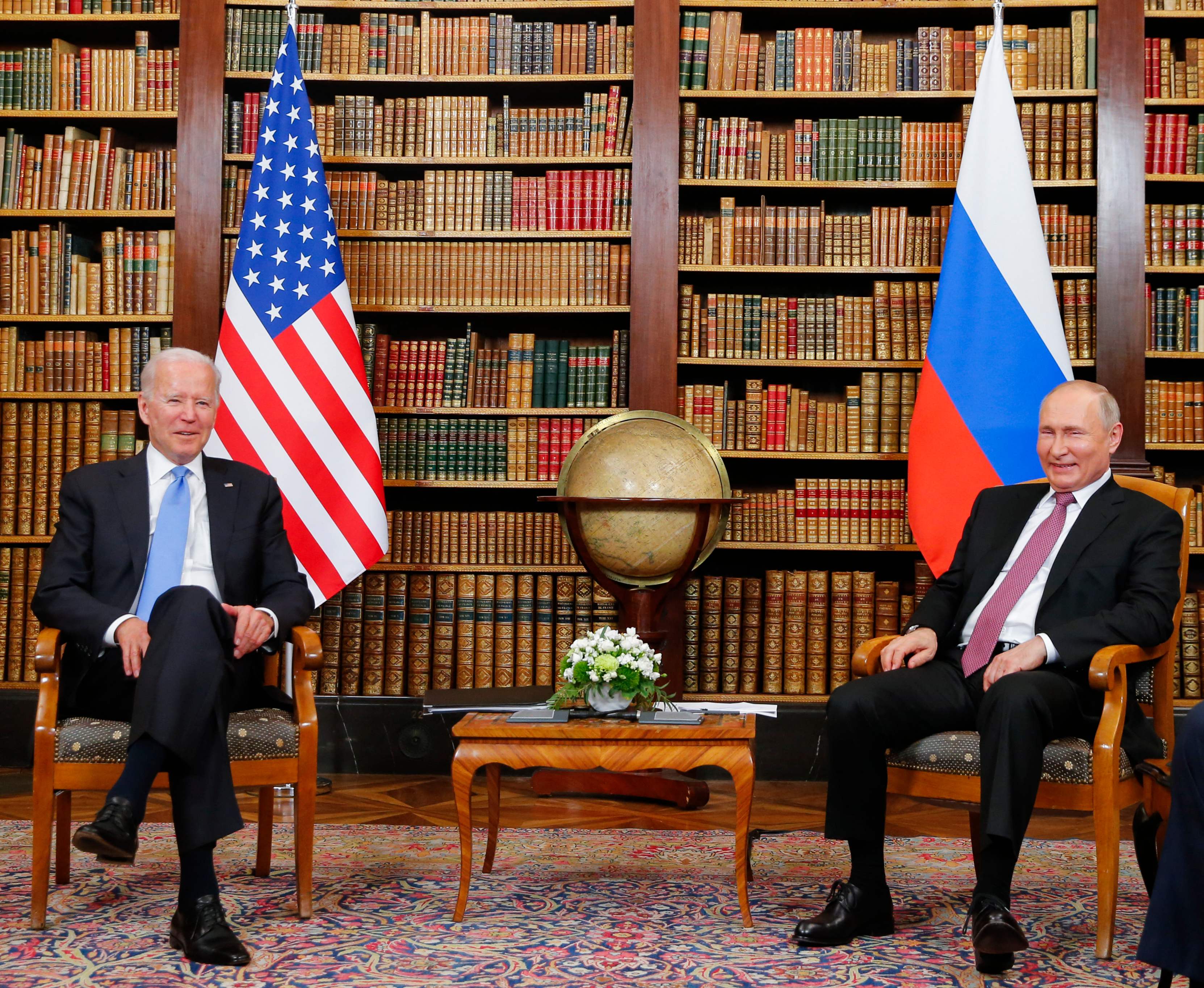 Presiden AS Joe Biden dan Presiden Rusia Vladimir Putin.