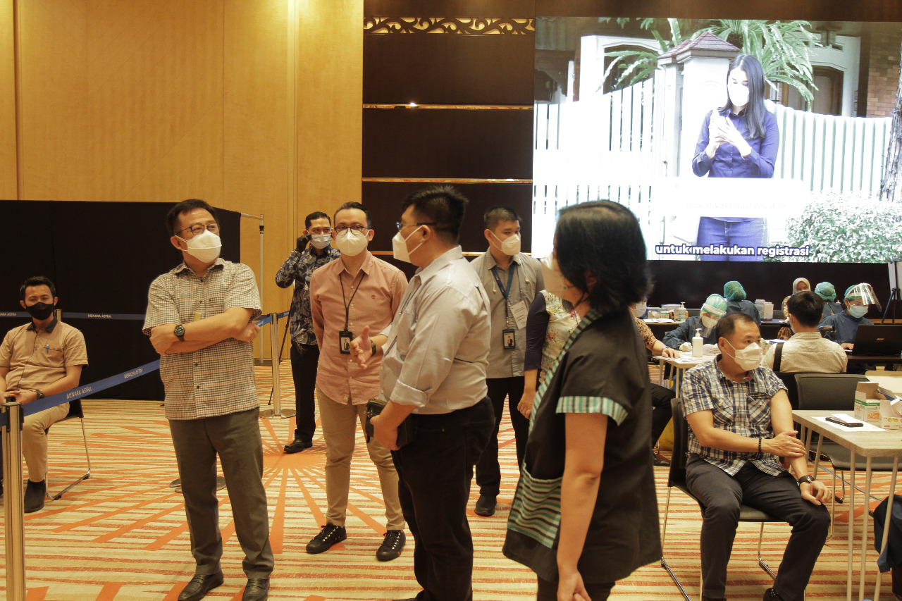 Grup Astra secara bertahap melakukan vaksinasi Covid-19 untuk karyawan dan masyarakat luas.