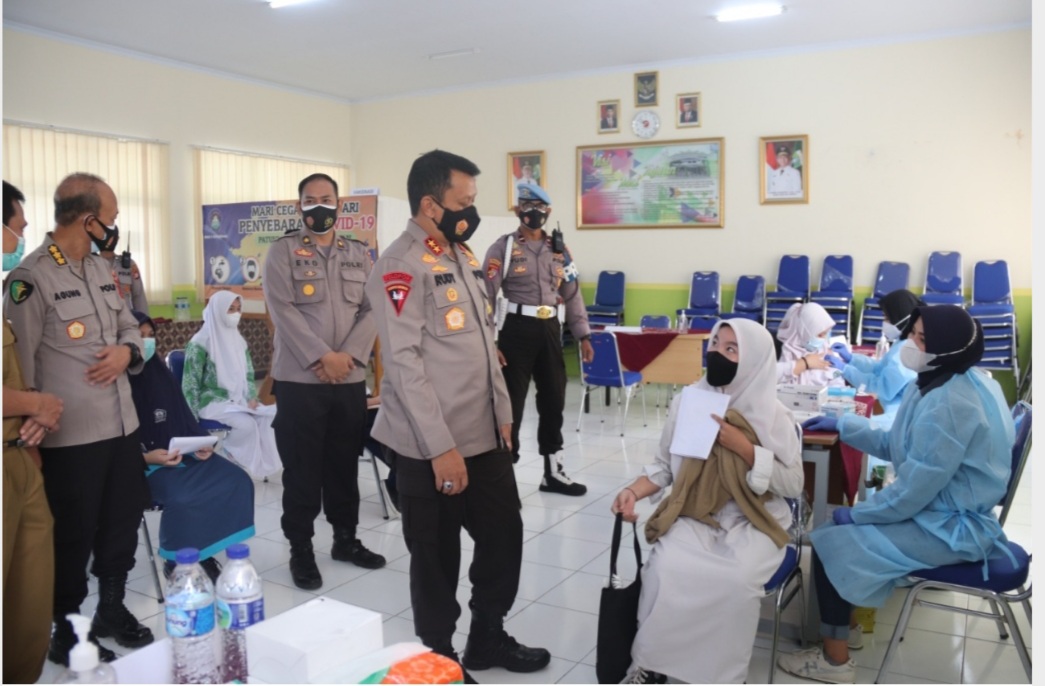 Polda Banten Usung Vaksinasi Go To School