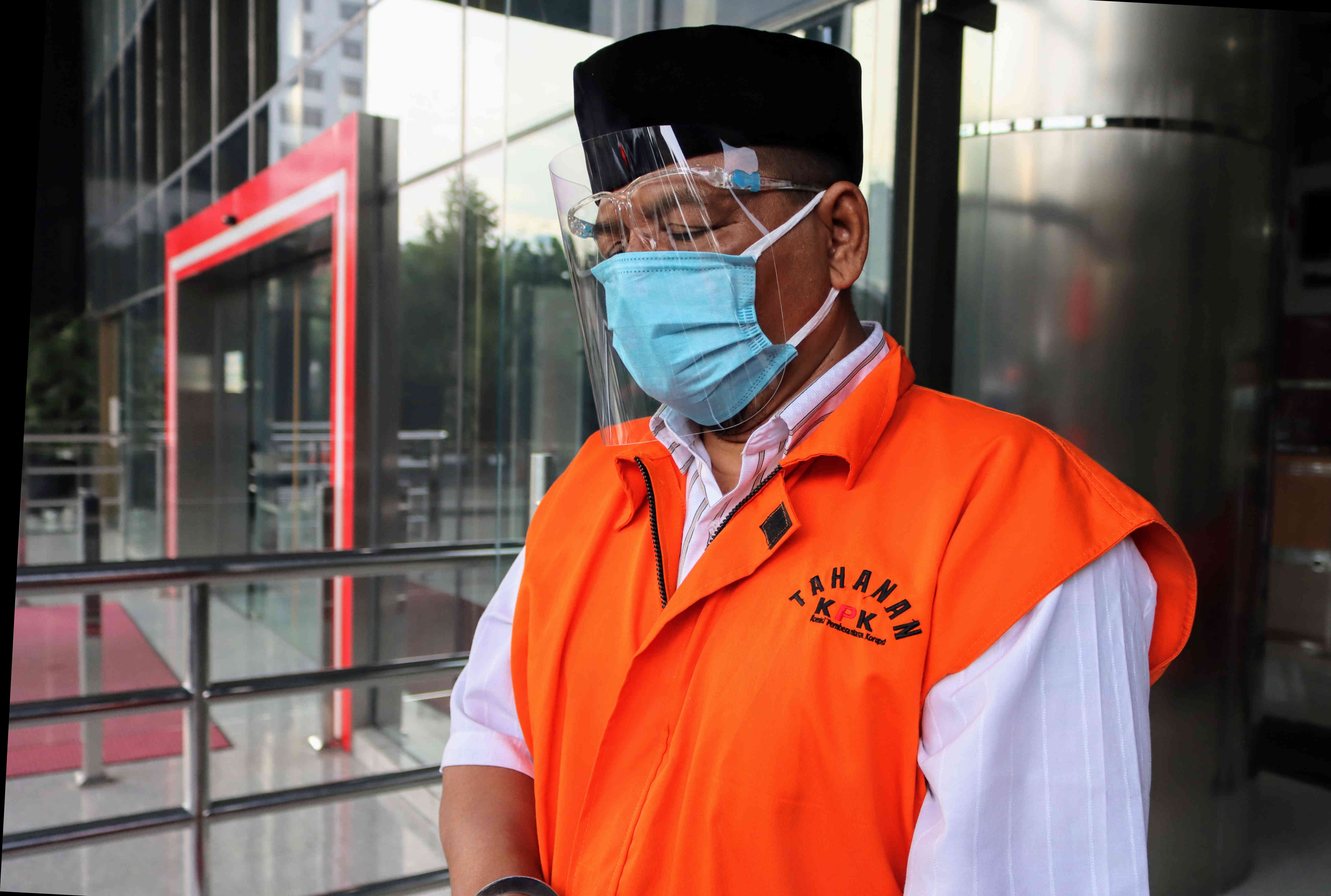 Tersangka kasus korupsi Bansos Bandung Barat M Totoh GUnawan