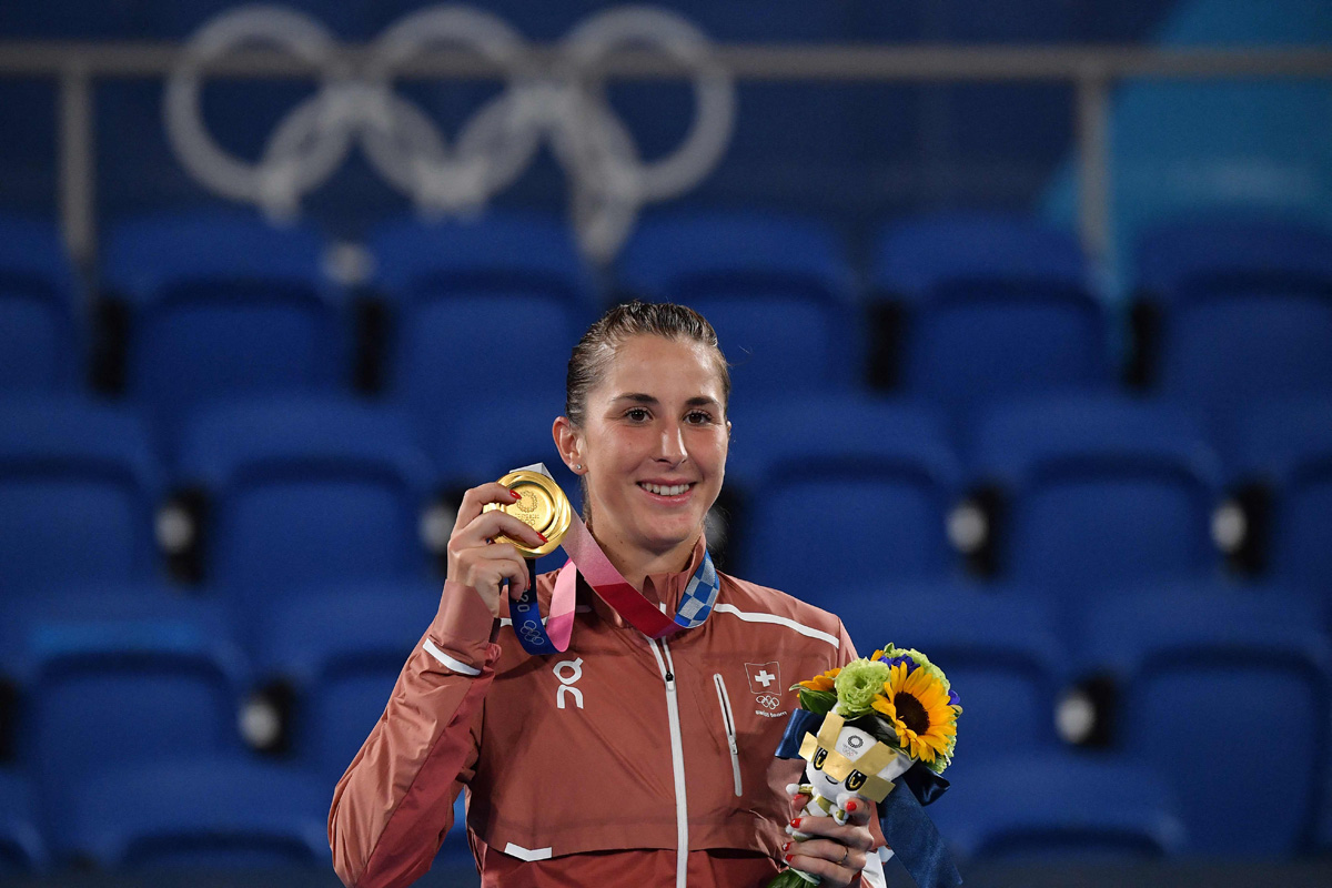 Petenis Swiss, Belinda Bencic merebut emas tunggal putri tenis Olimpiade Tokyo 2020.