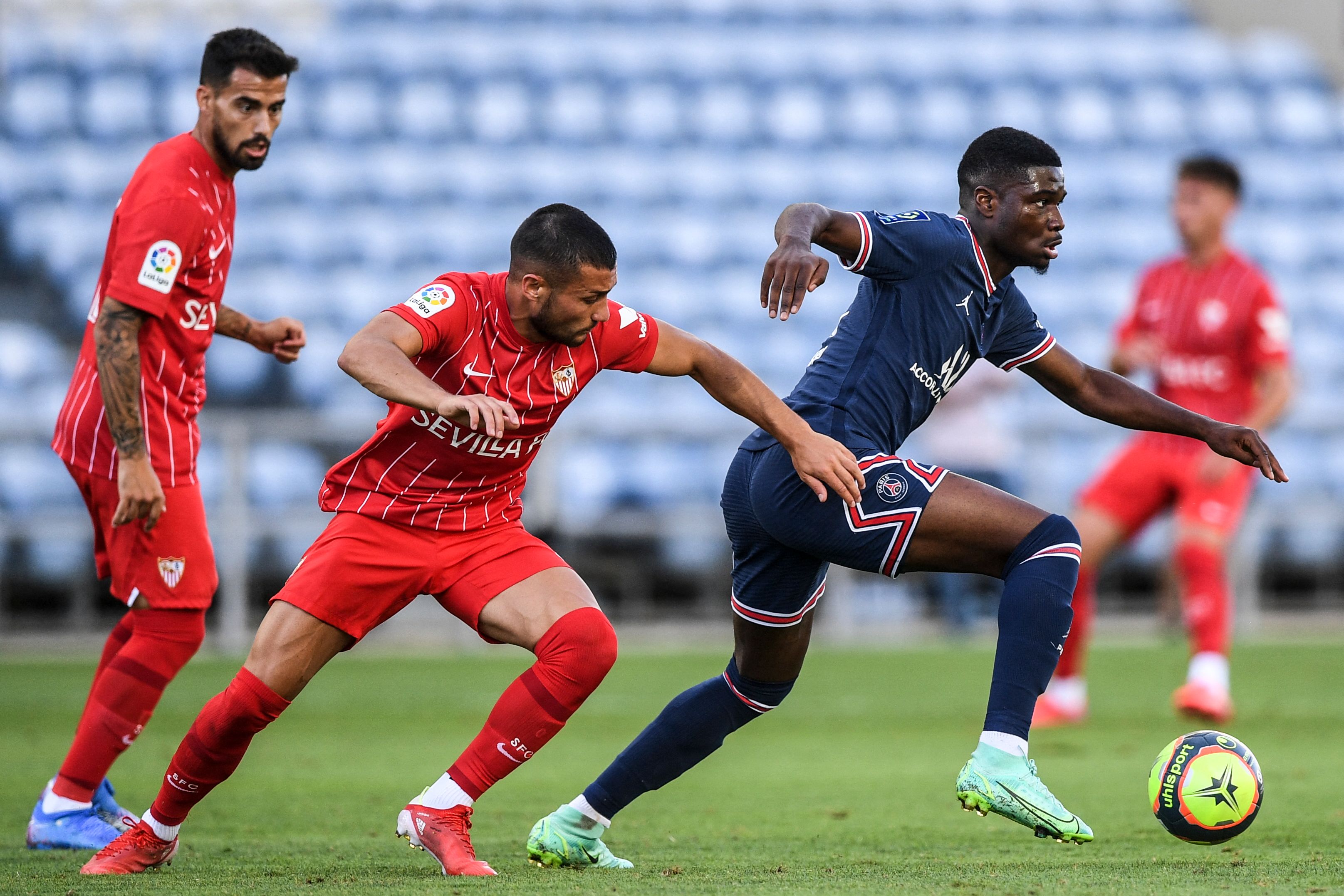 PSG dan Sevilla Bermain Imbang di Laga Pramusim