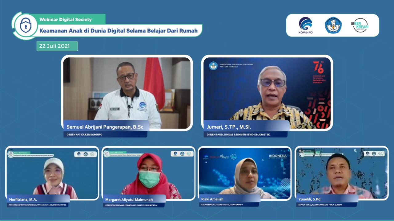 Diskusi virtual mengenai literasi digital anak