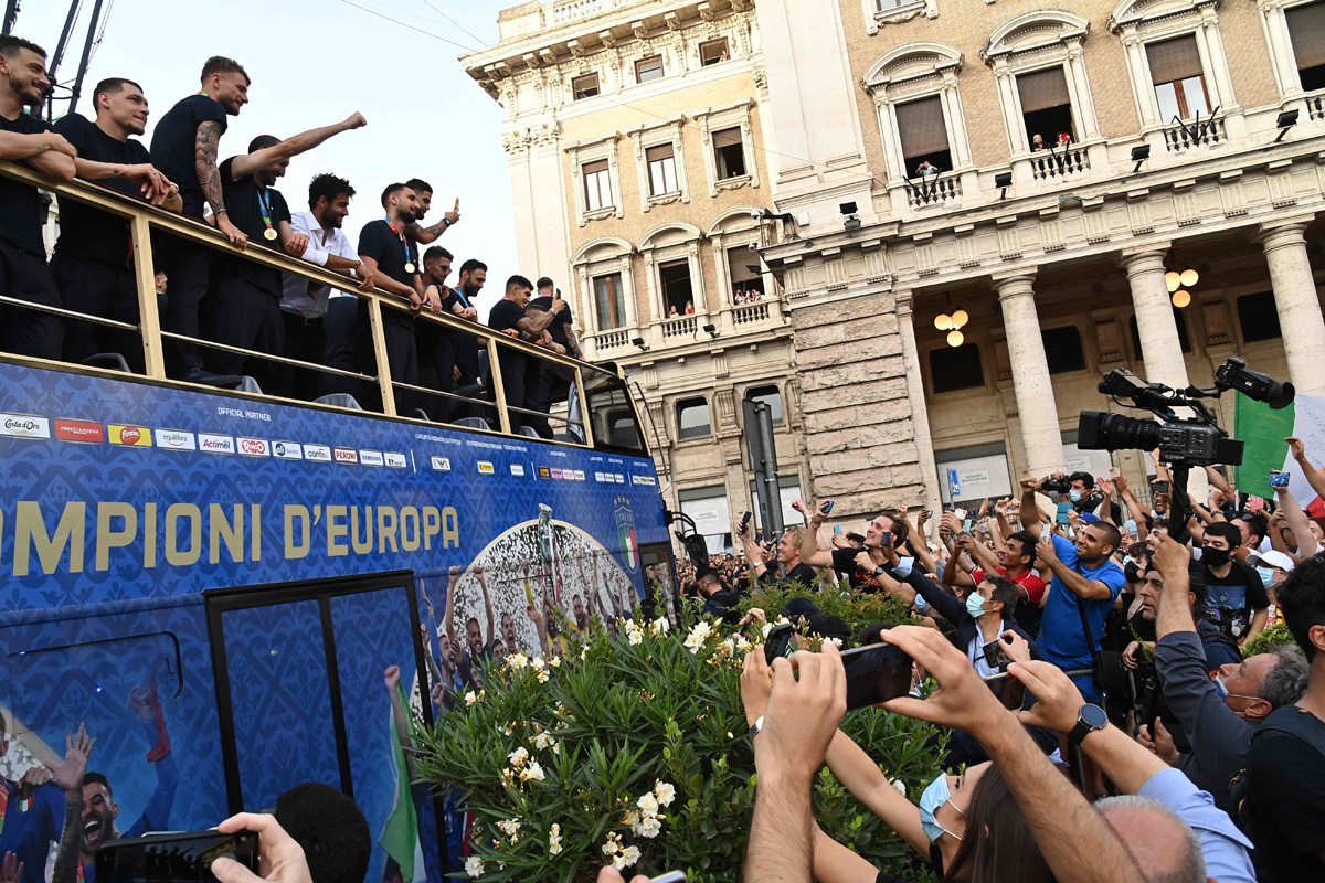 Parade timnas Italia di Kota Roma usai menjuarai EURO 2020. 