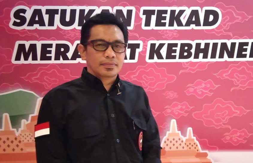 Imam Besar Masjid Al Markas Al Islami Makassar, Dr.KH.Muammar Bakry, Lc. 