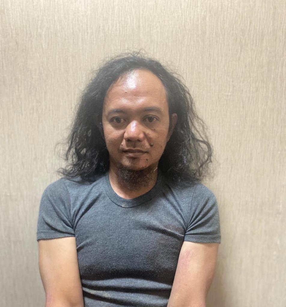 AS< terduga teroris yang akbur dari Mapolda Babel