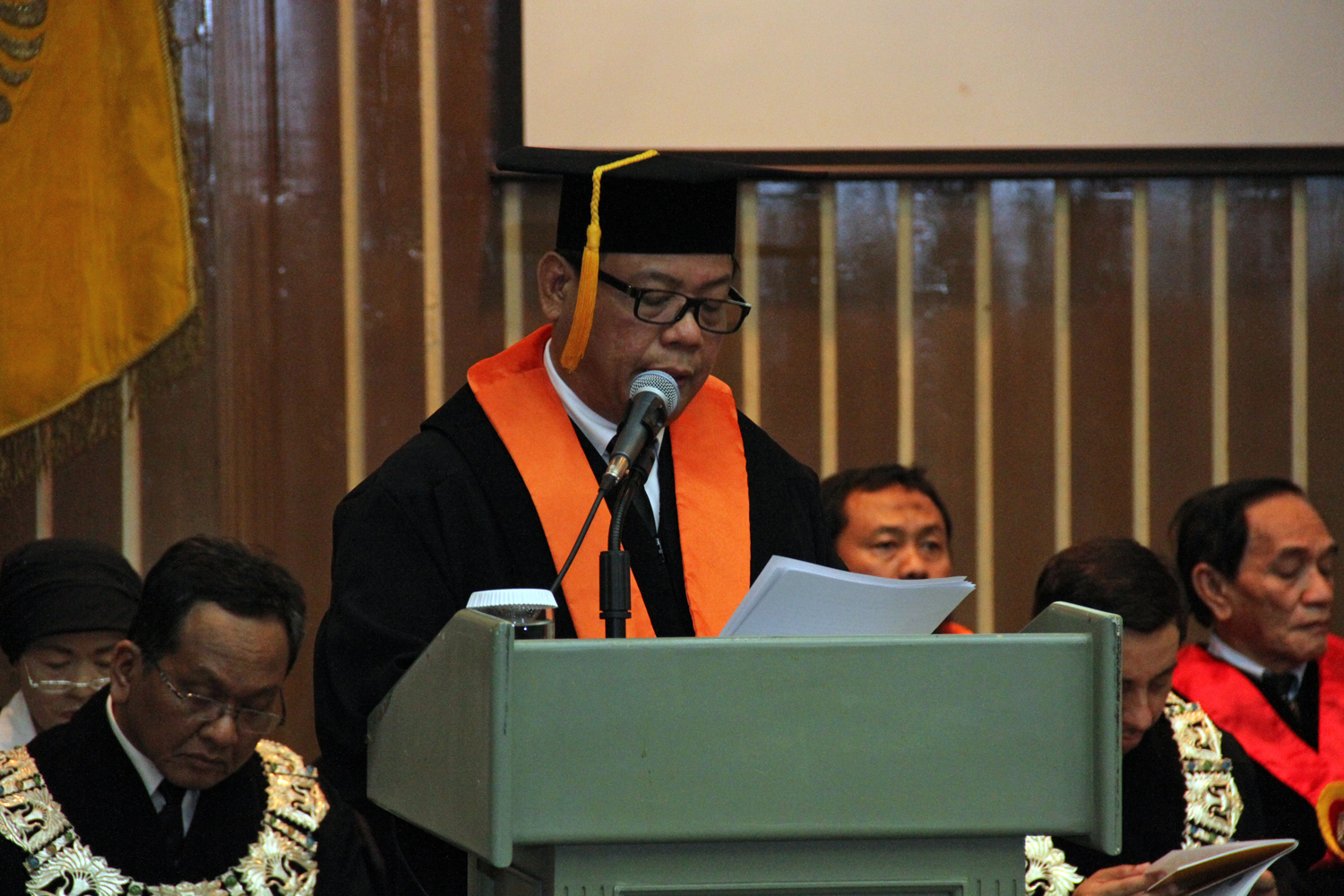 GURU Besar FISIP UI Prof Sudarsono.