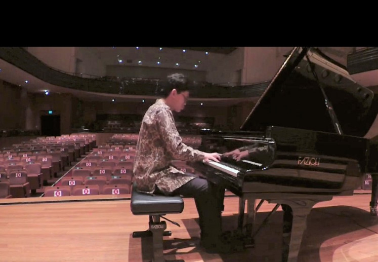Pianis Indonesia Calvin Abdiel, 20, menembus babak Semi Final Sydney International Piano Competition 2020. 