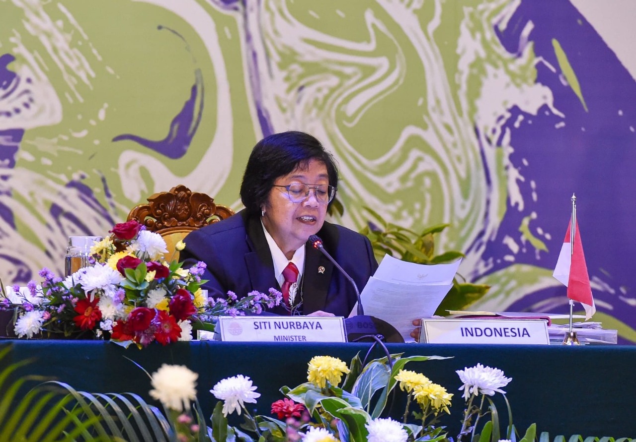 Menteri Lingkungan Hi­dup dan Kehutanan (LHK) Siti Nurbaya dalam sambutannya secara daring saat membuka Indonesia Green Summit 2021.