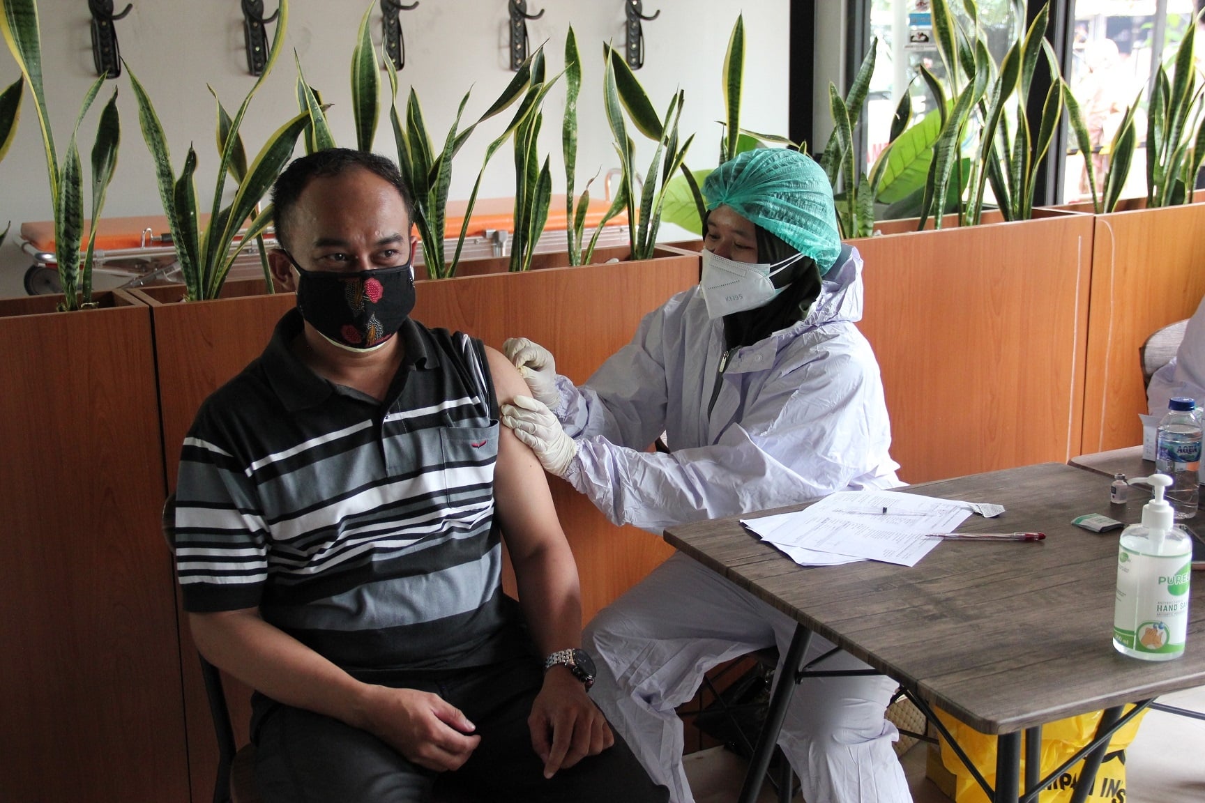 Percepat Herd Immunity, Kawasan LRT City Ciracas Dijadikan Sentra Vaksinasi