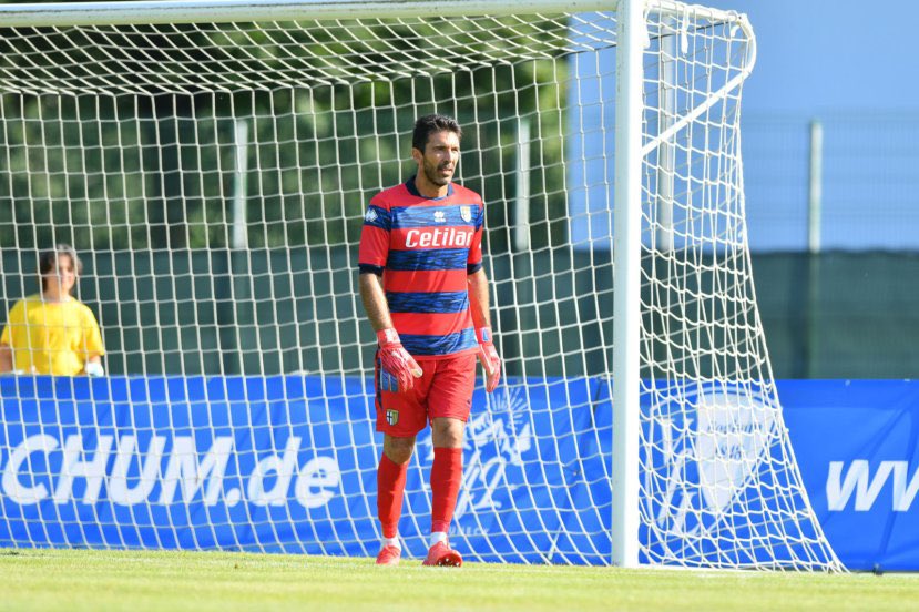 Gianluiigi Buffon kembali membela Parma.