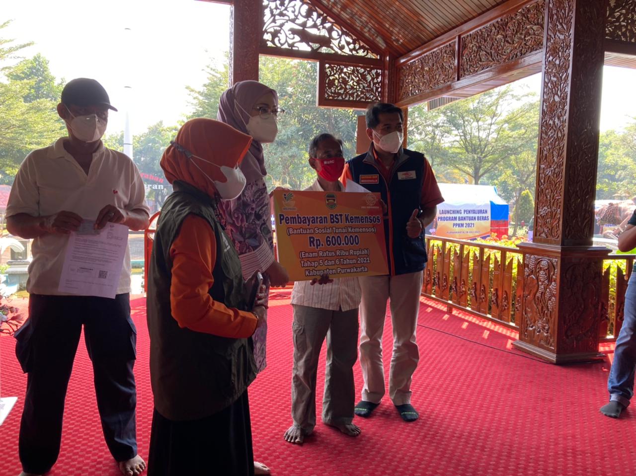 Pemkab Purwakarta Bantu Penyaluran BST dari Pos Indonesia