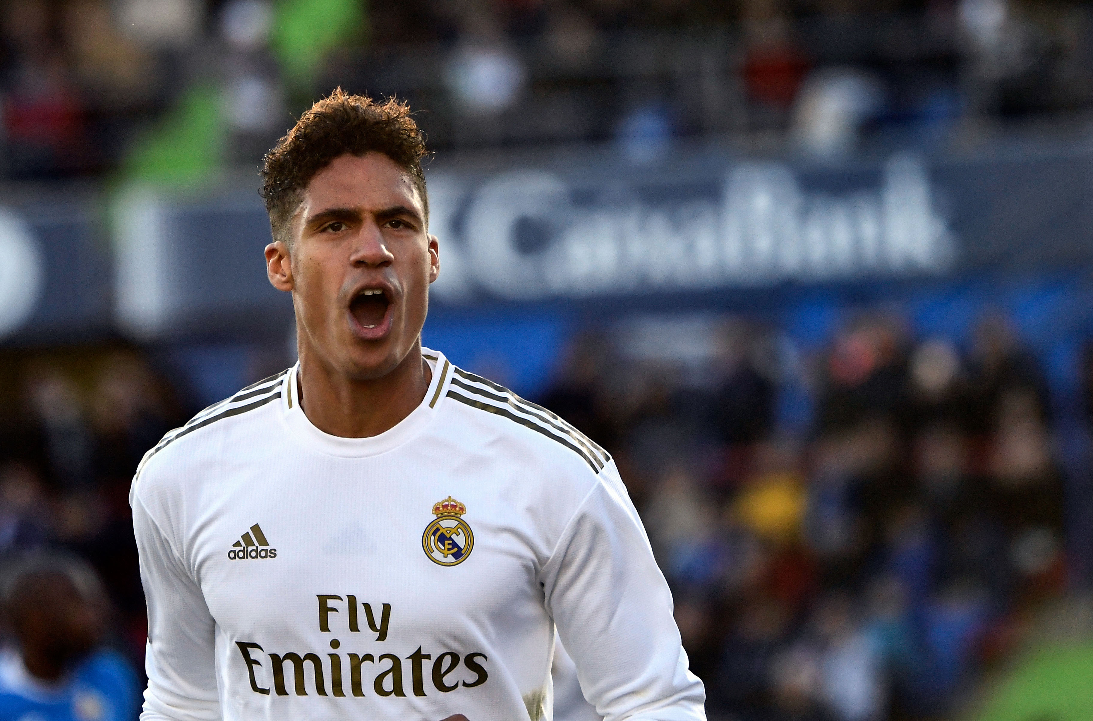 Bek Real Madrid Raphael Varane