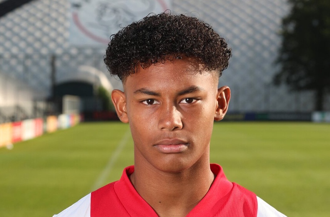 Bintang Muda Ajax Amsterdam Keturunan Indonesia Tewas Dalam Kecelakaan Mobil