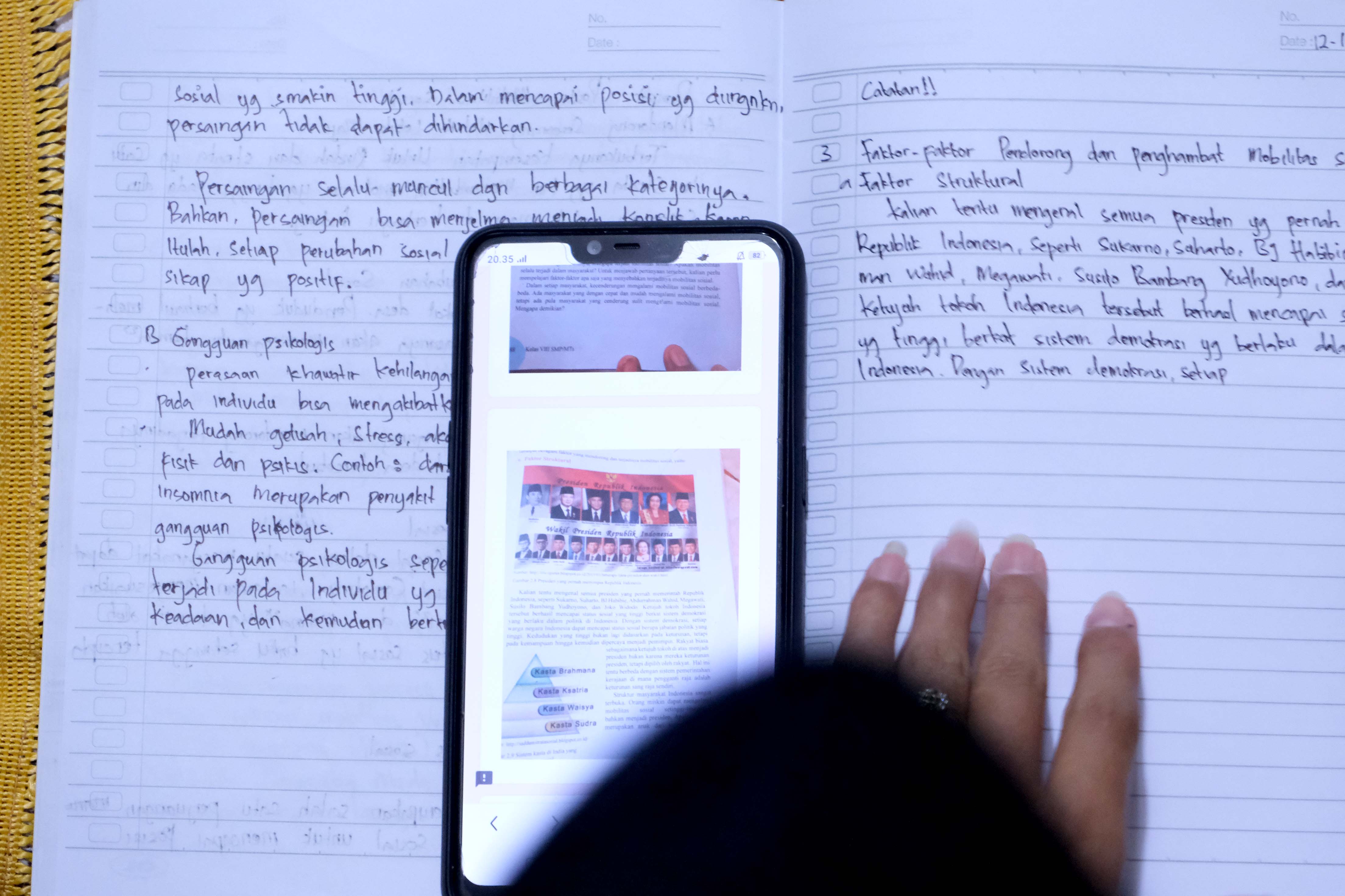 Aplikasi belajar online