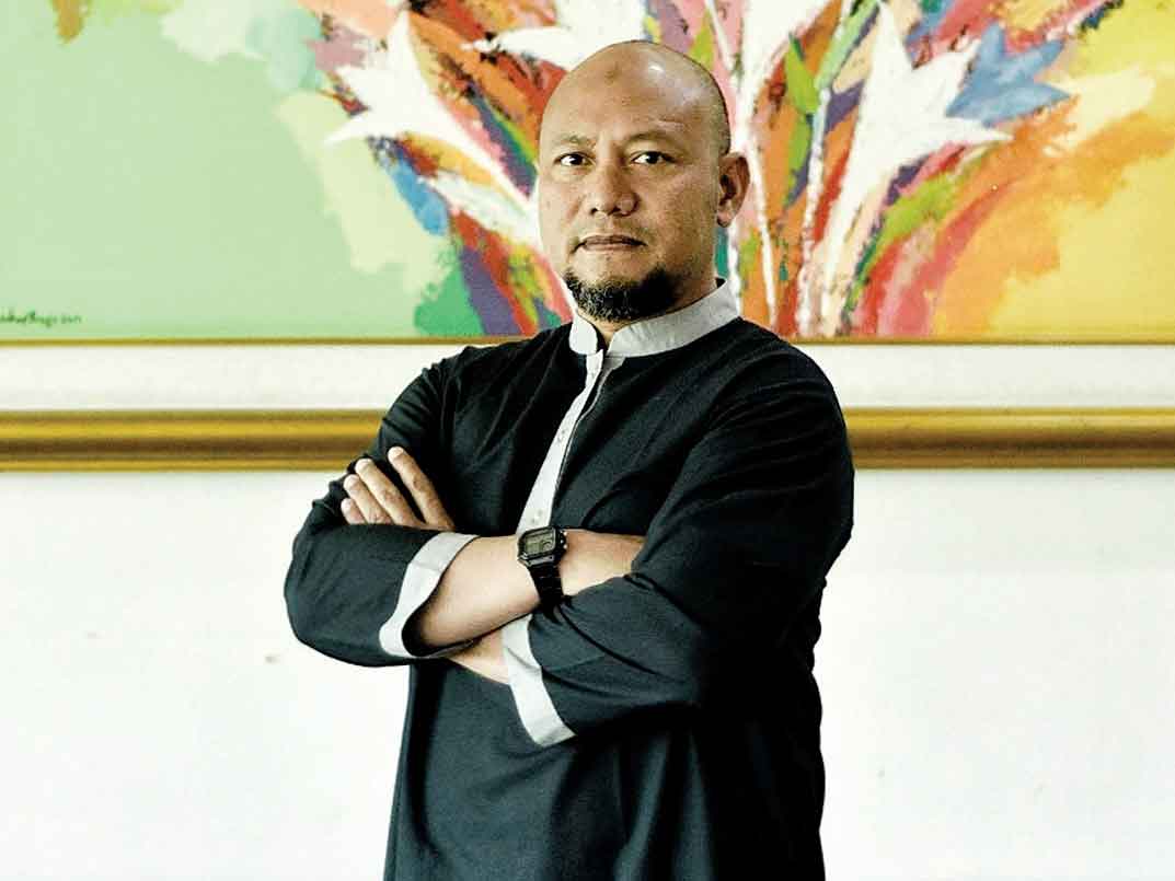 MEGAH PUTRA PERKASA Dari Kokpit ke Dapur