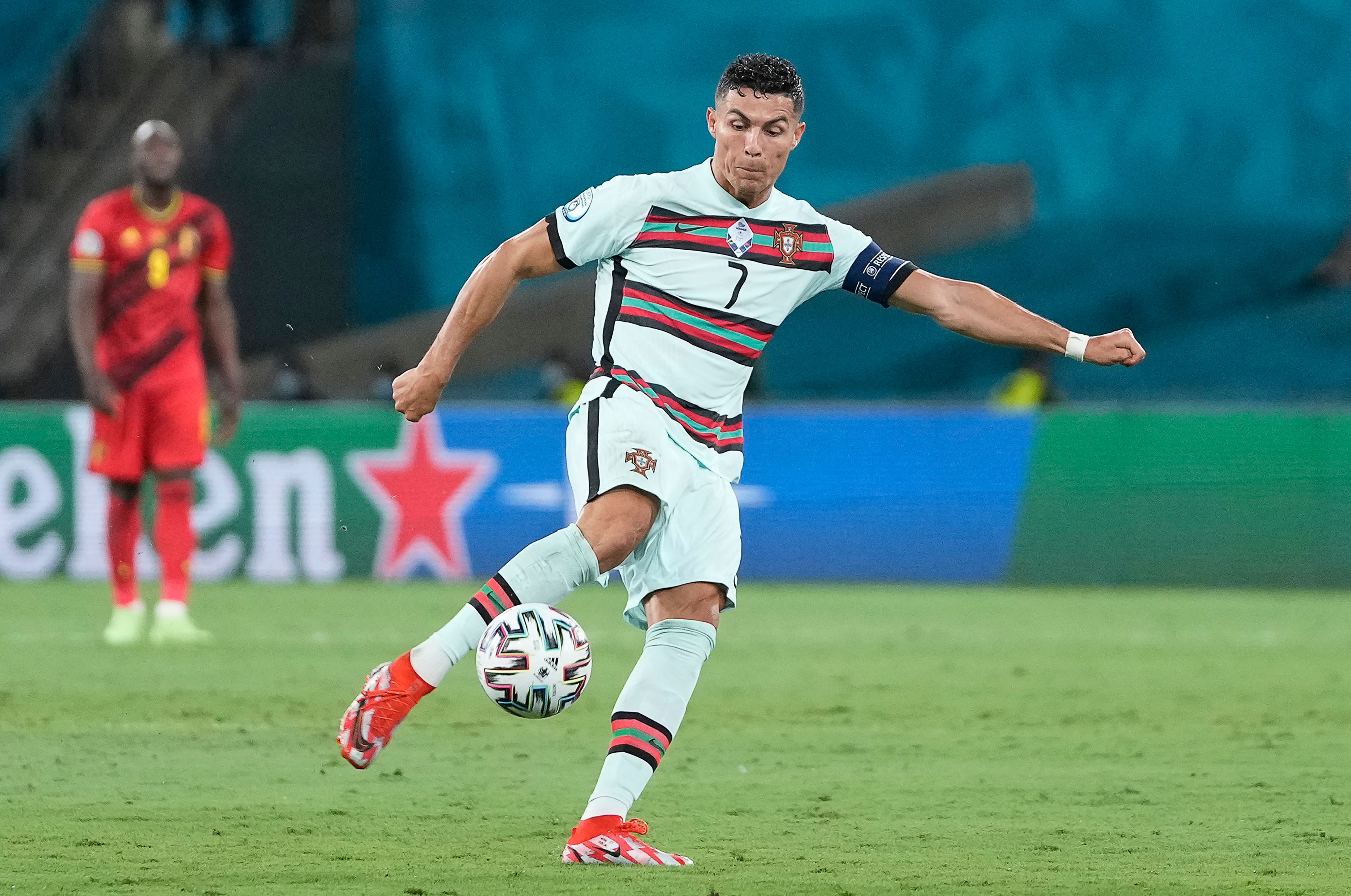 Penyerang Portugal Cristiano Ronaldo