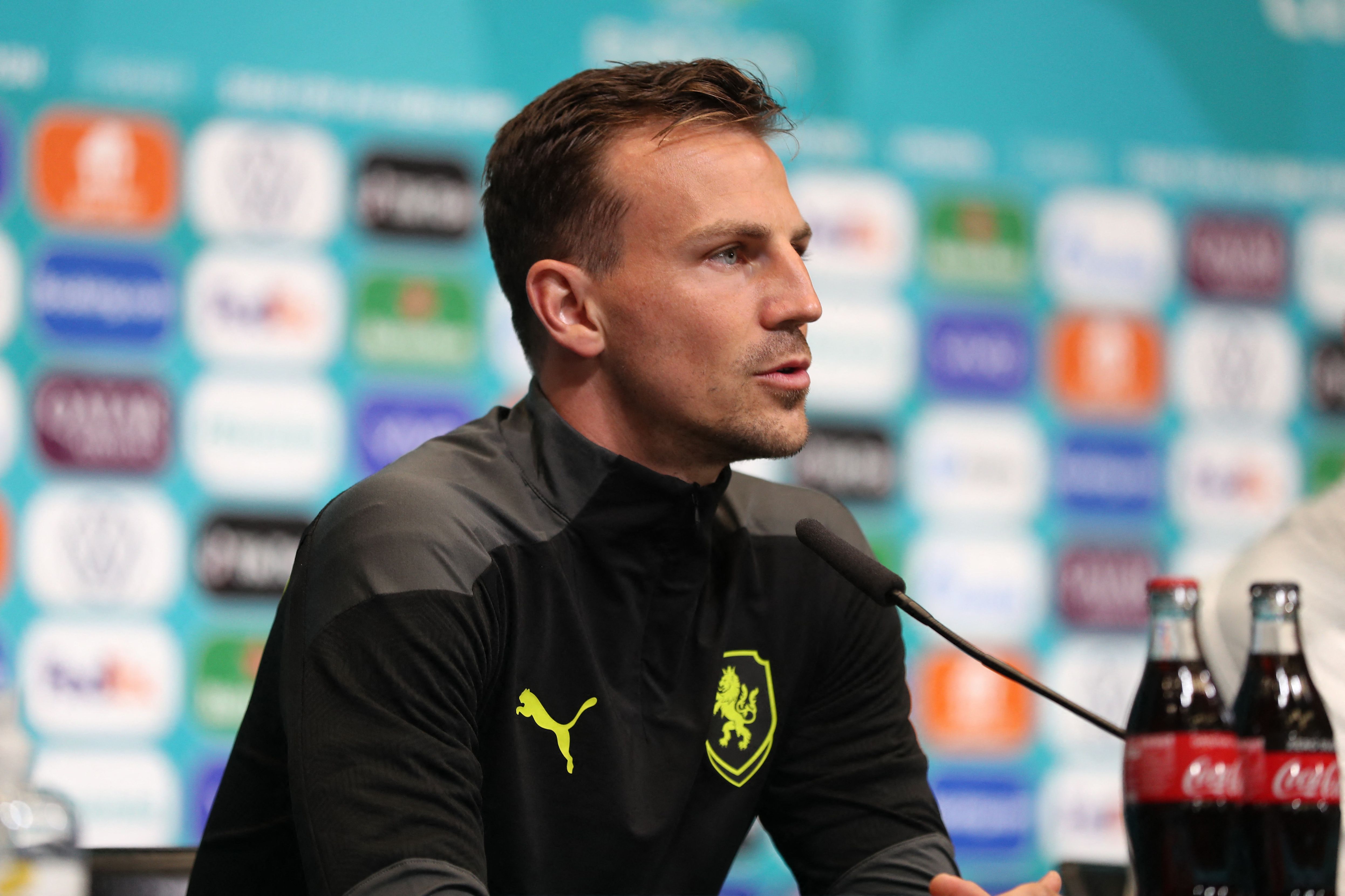 Kapten Timnas Ceko Vladimir Darida saat jumpa pers di Stadium Wembley, London, Inggris. 