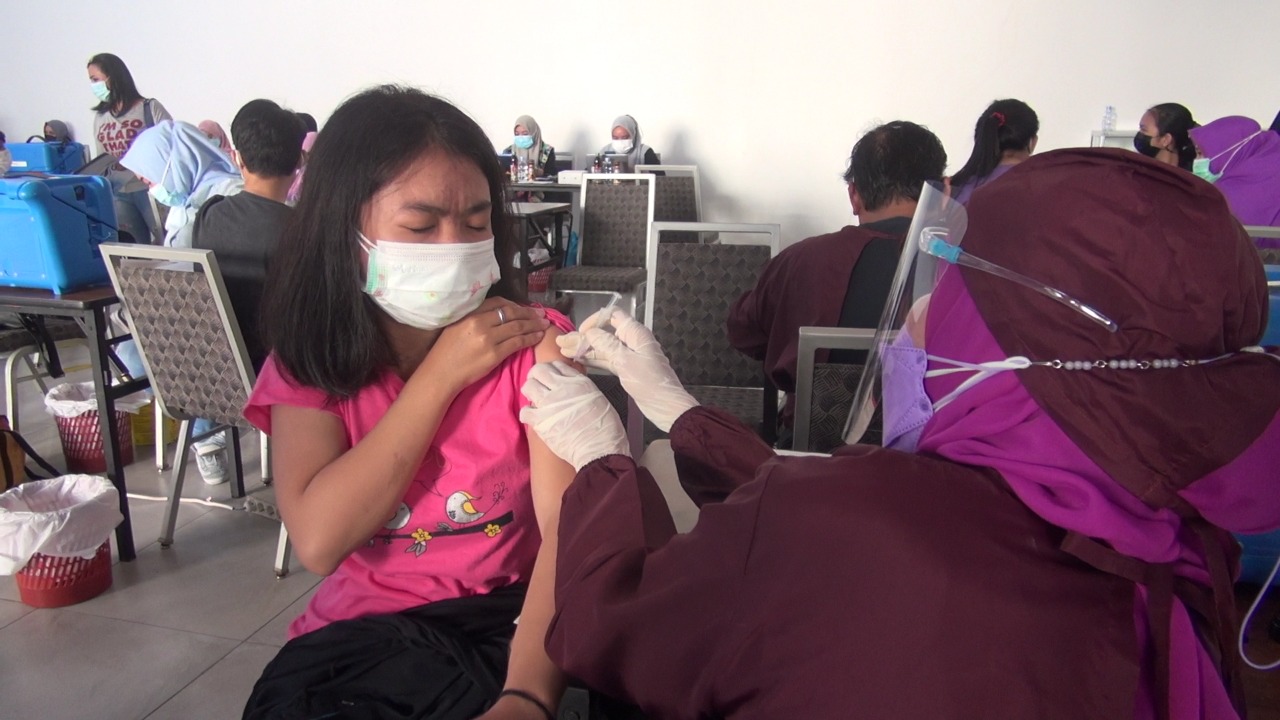 Di Hari Anak Nasional, Ratusan Anak Divaksin dengan Sukacita