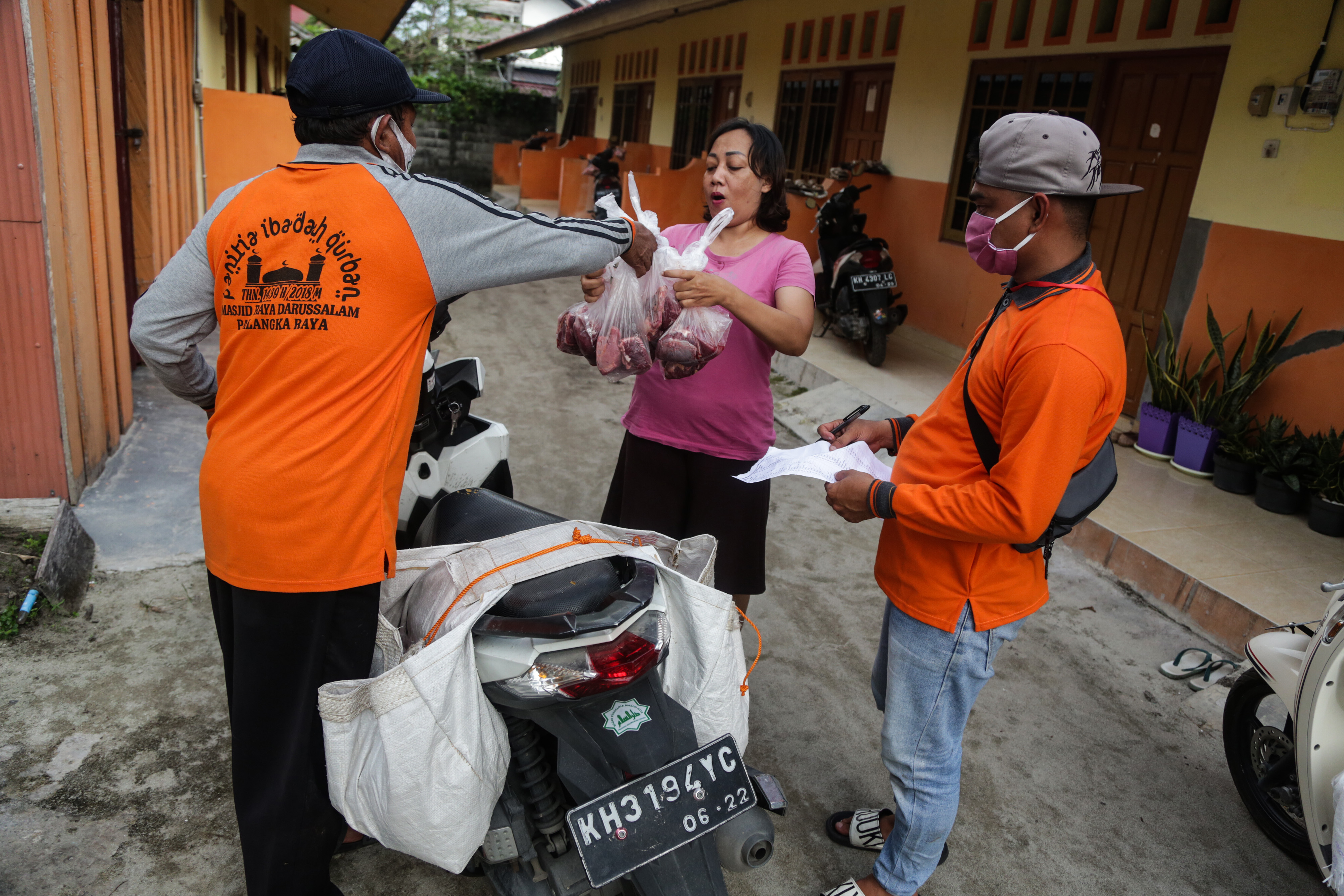 Cegah Kerumunan, Jasa Pengiriman Lalamove Kirim Daging Kurban