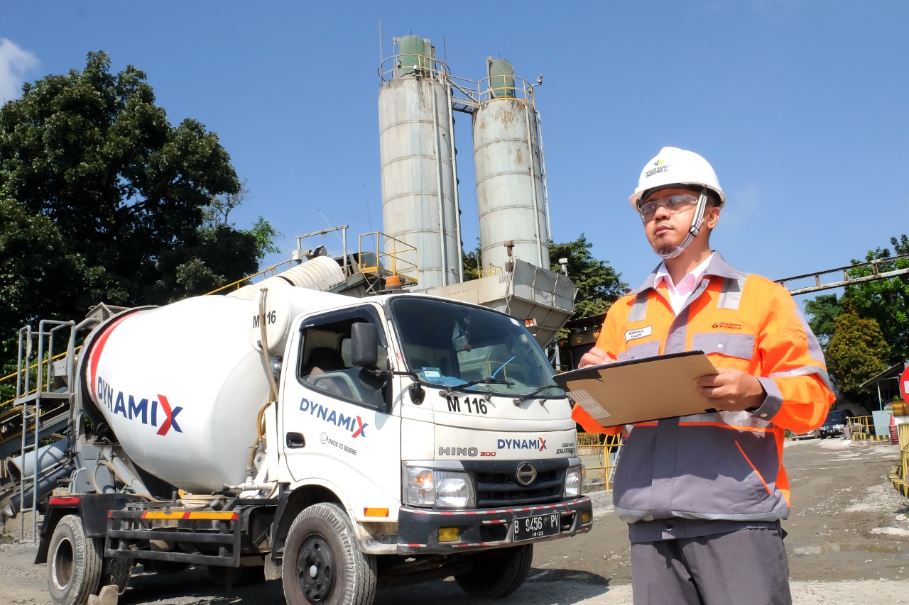 TIGA Batching Plant milik PT Semen Indonesia (Persero) Tbk (SIG) raih sertifikat Ekolabel Swadeklarasi KLHK.