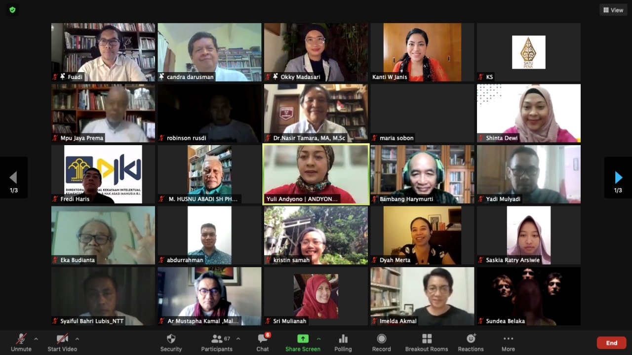 Sarasehan Perhimpunan Penulis Satupena yang bertema “HKI: Copyright atau Copyleft” .