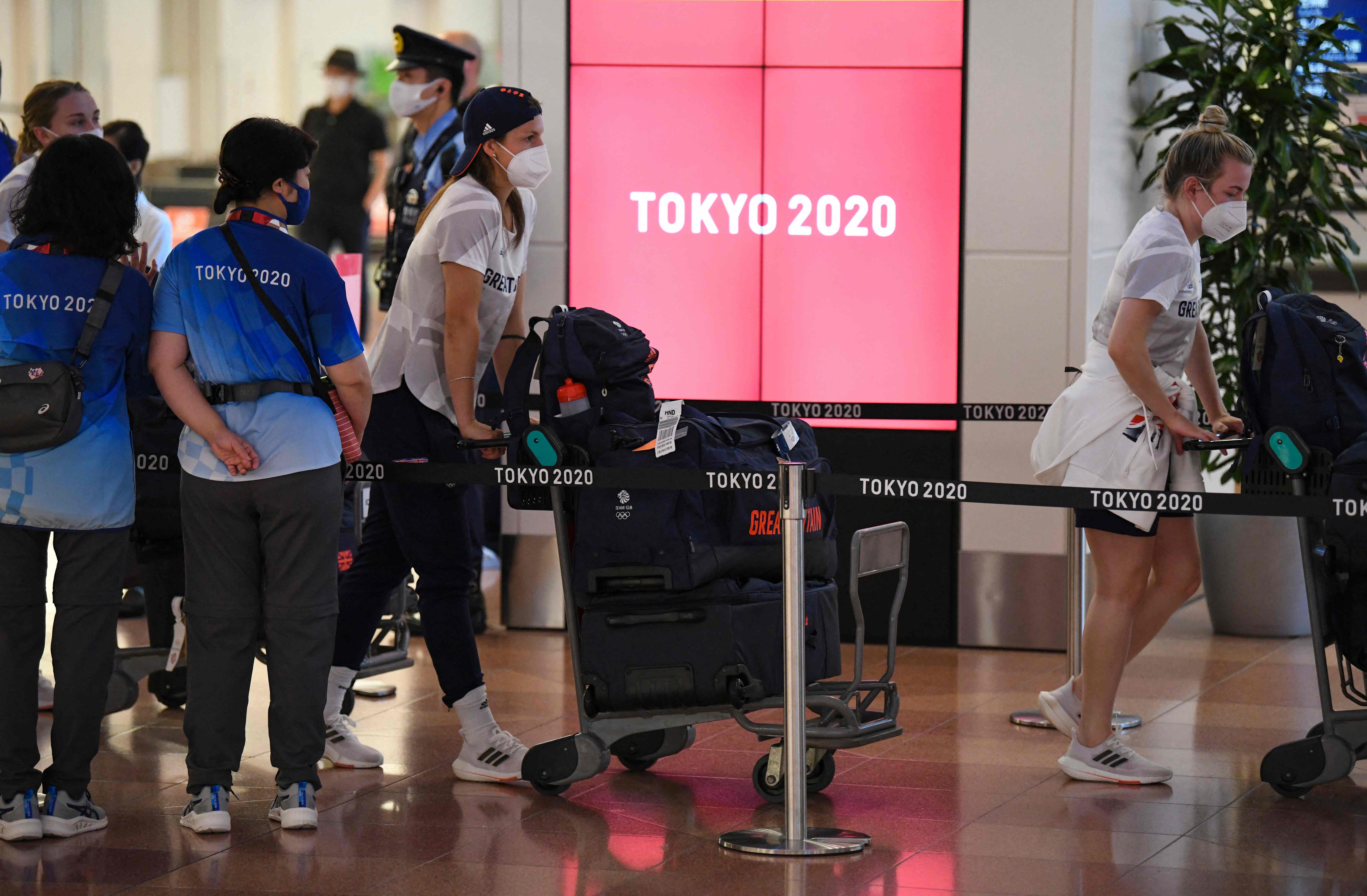 Ilustrasi--kontingen Britania Raya tiba di Bandara Internasional Tokyo, Kamis (8/7) lalu.