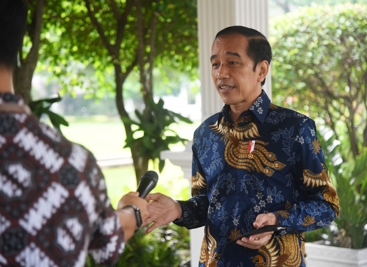 Presiden Ajak Mahasiswa Berjuang di Garis Depan Melawan Covid-19