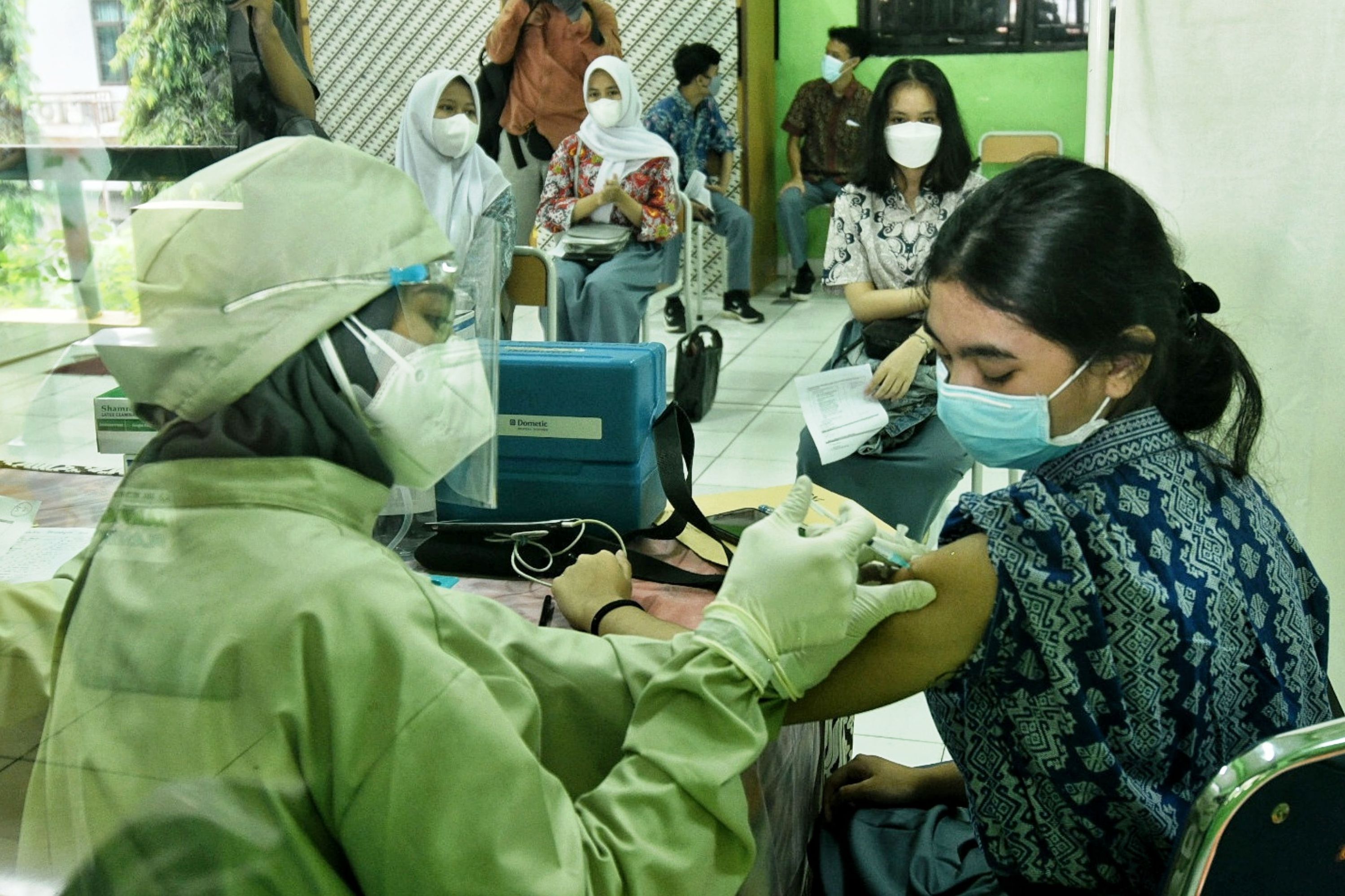 3.000 Pelajar Padang Pariaman Mulai Divaksinasi