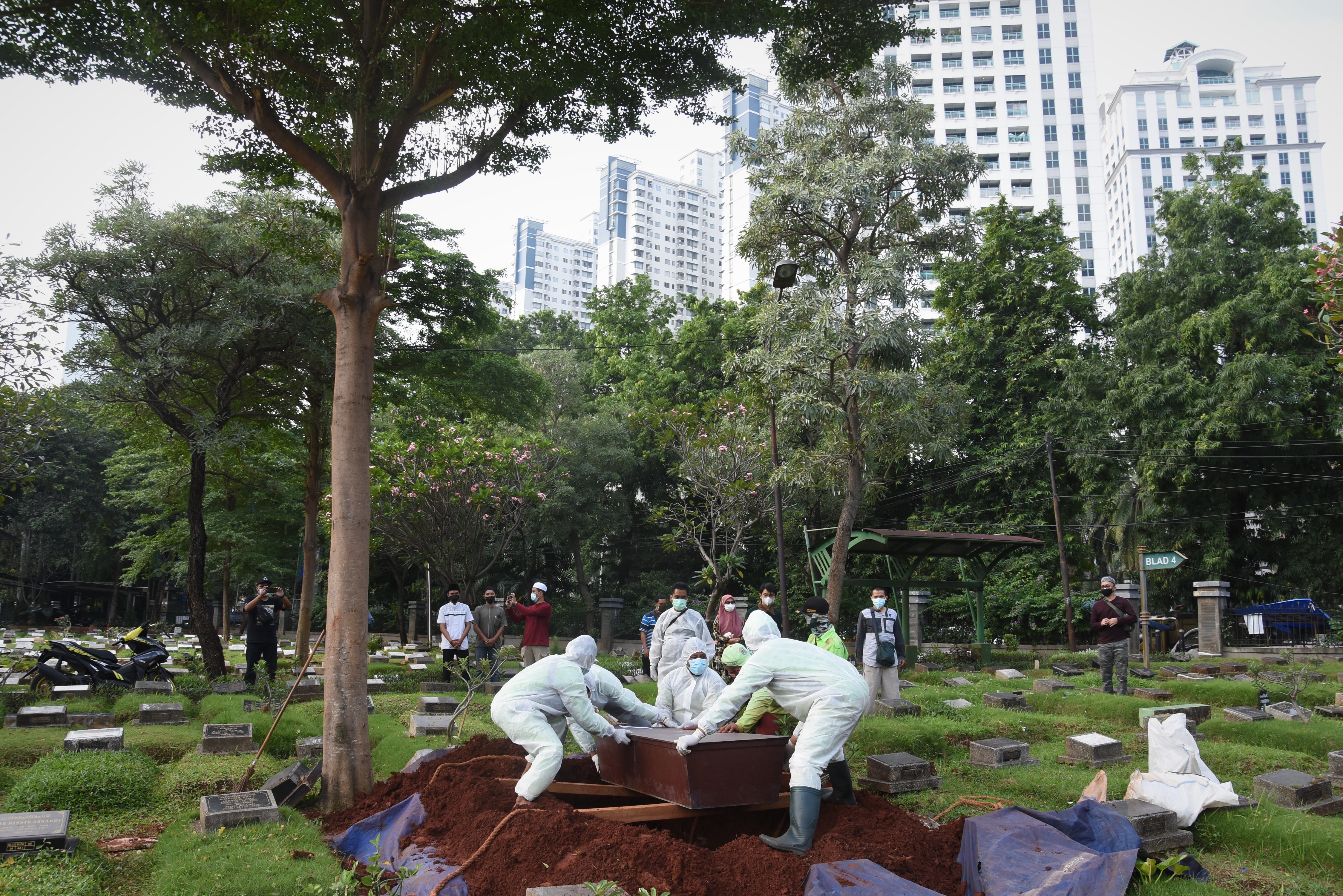 Kasus Positif Covid-19 Harian Kembali Merangsek Dekati 50 ribu