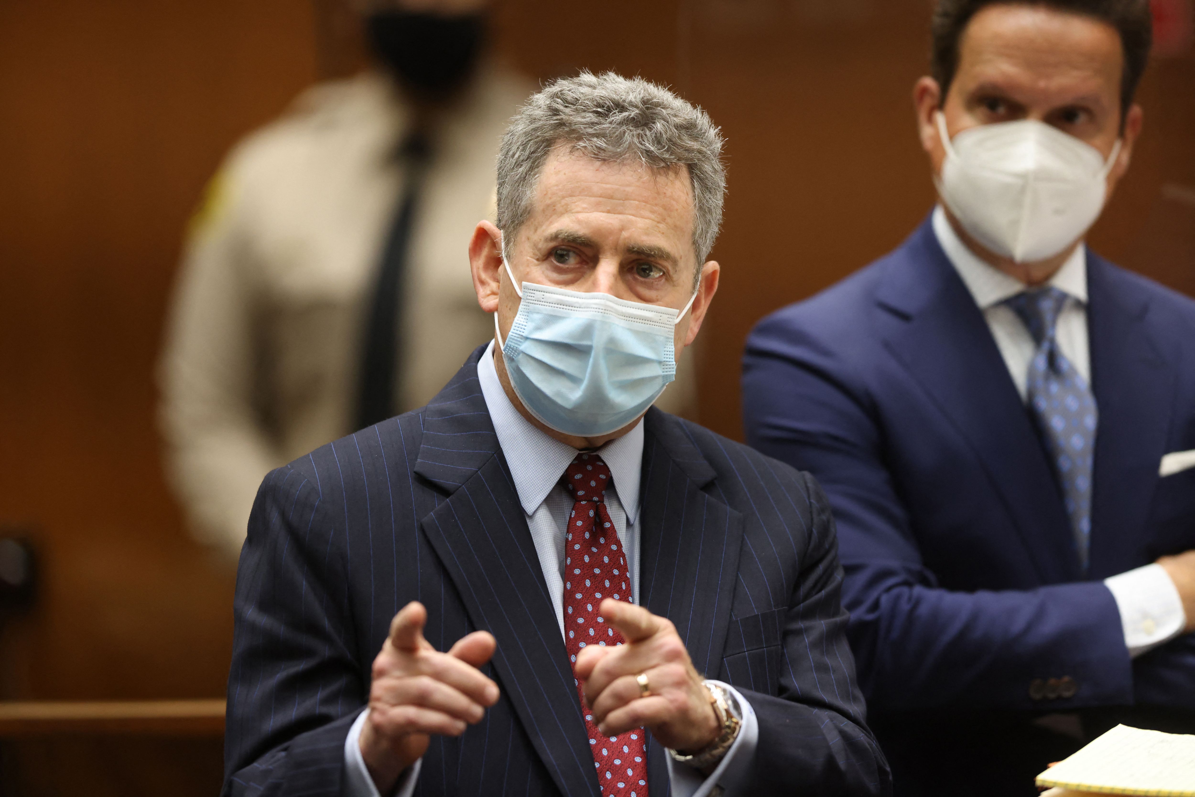 Kuasa hukum Harvey Weinstein, Mark Werksman, berbicara di pengadilan Los Angeles.