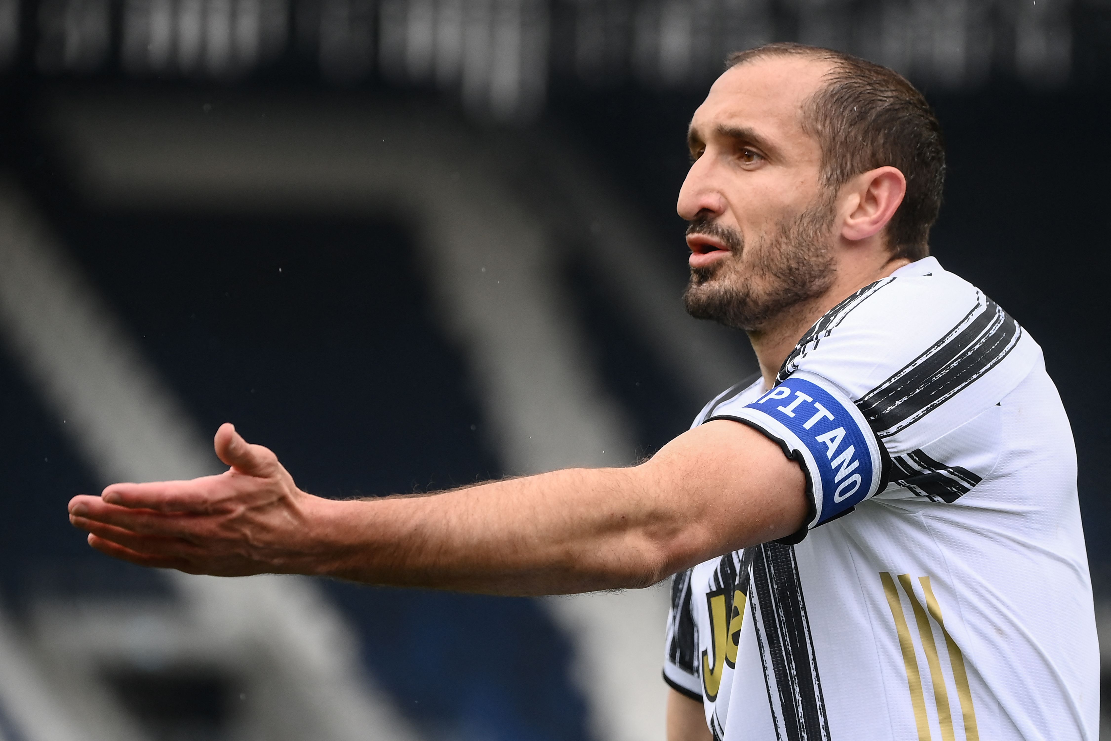 Pemain belakang Juventus Giorgio Chiellini