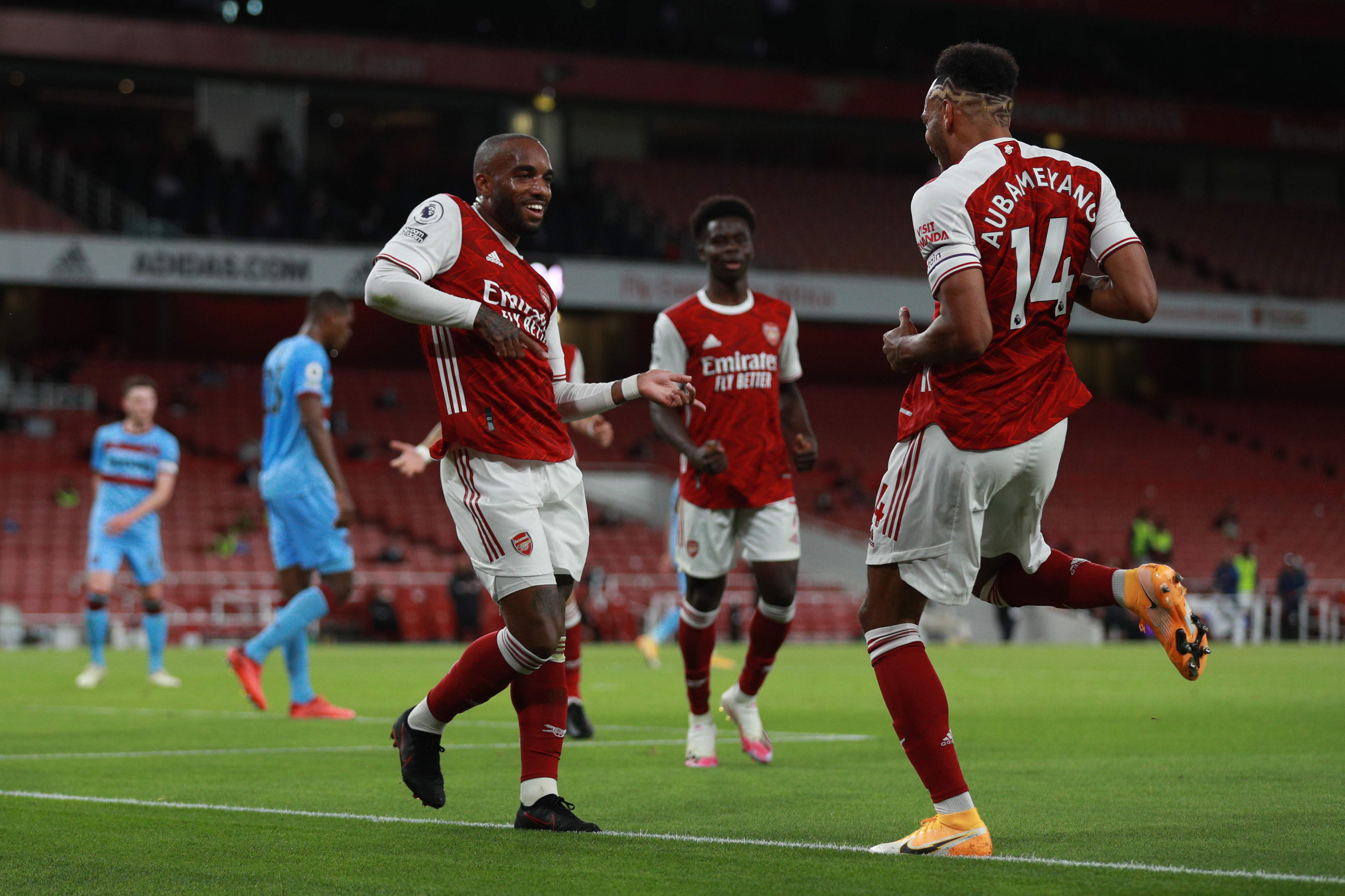 Arteta Sebut Aubameyang dan Lacazette Segera Bermain Lagi