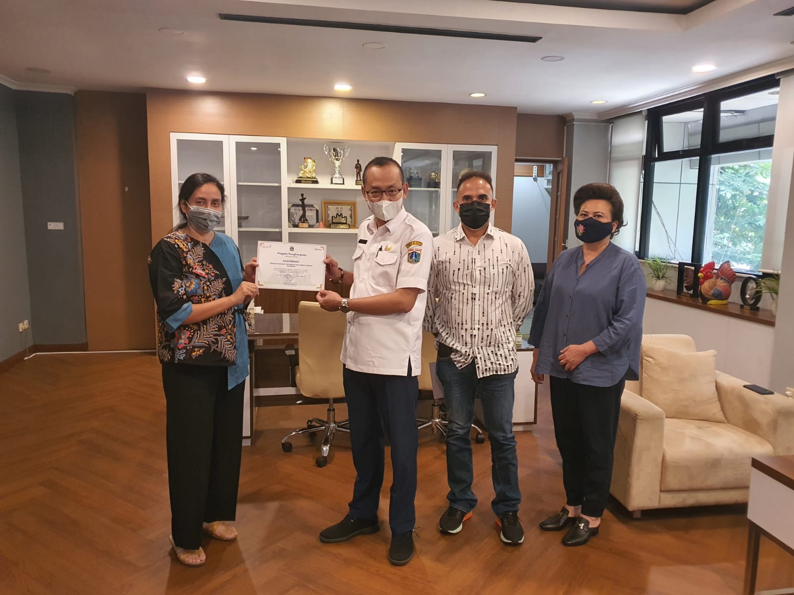 Asgeprindo mendapat penghargaan dari Pemprov DKI Jakarta atas turut mendukung penangan Covid-19 di wilayah DKI Jakarta.