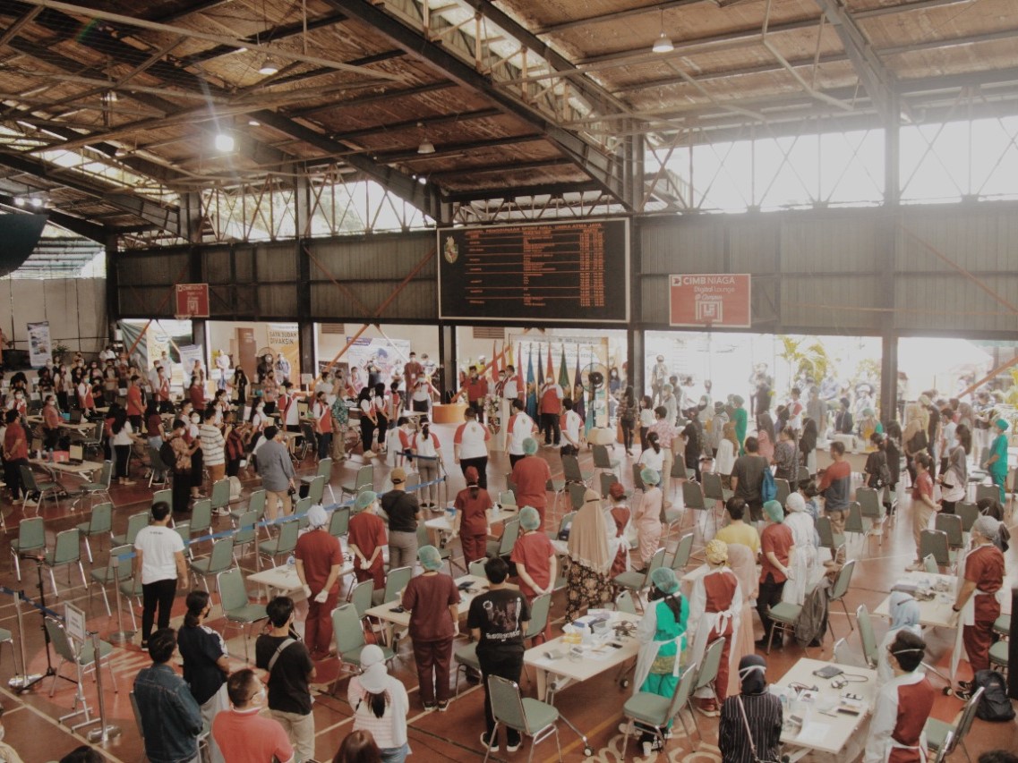 Sentra vaksinasi Atma Jaya, Sabtu (21/8).