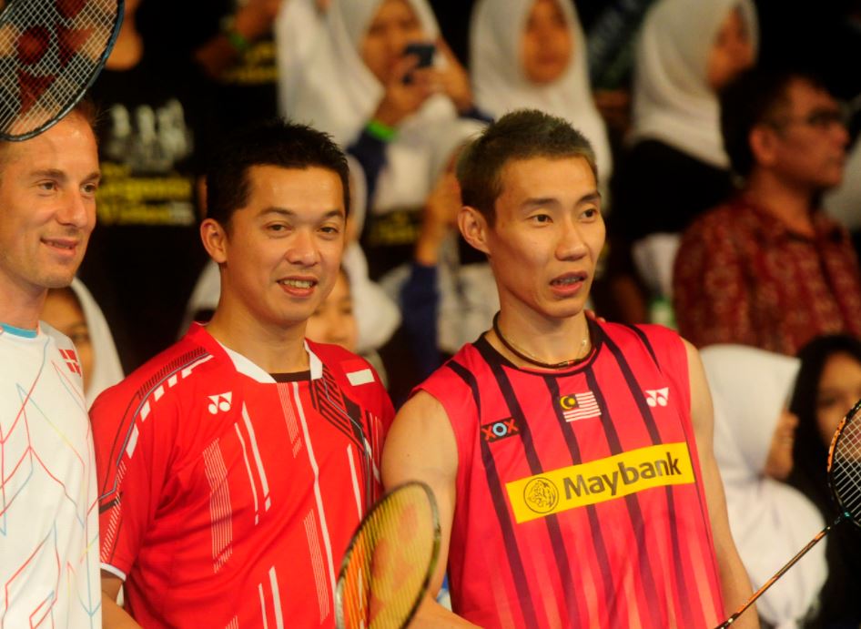 Dua legenda bulu tangkis dunia Taufik Hidayat (kiri) dan Lee Chong Wei