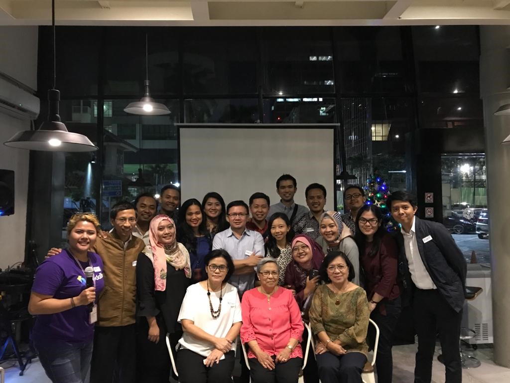 Para alumni beserta founder dan pembina Yayasan Goodwill International.