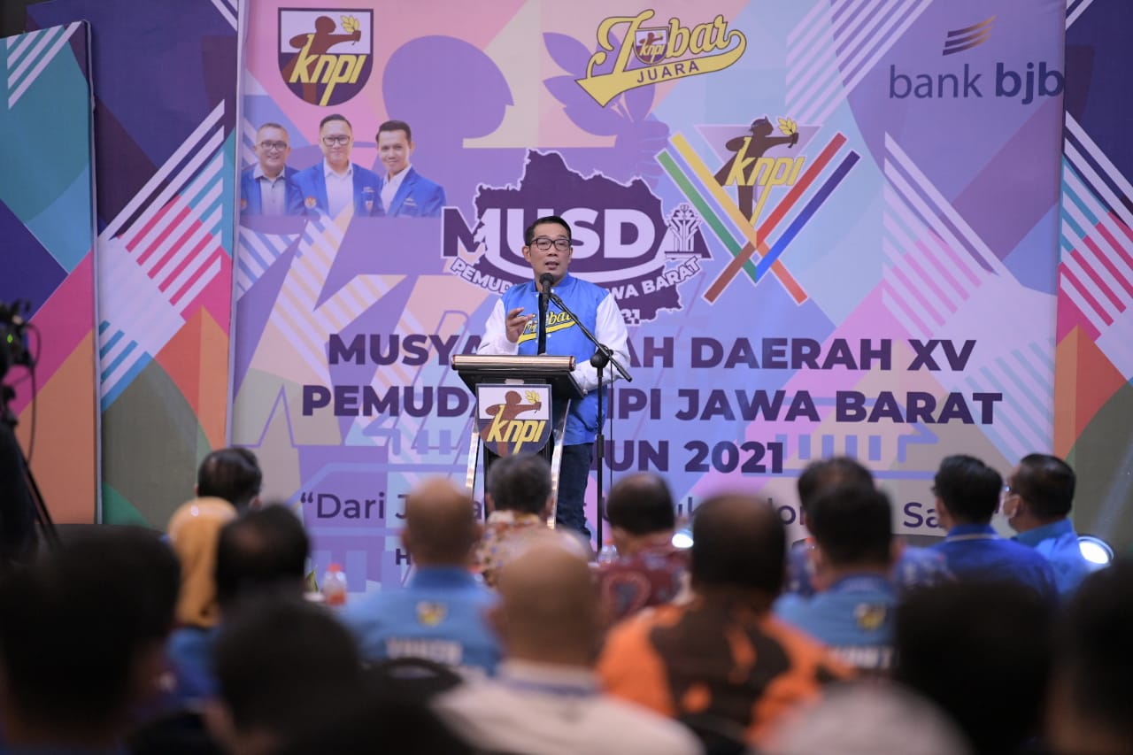 Gubernur Ridwan Kamil membuka Musda KNPI Jawa Barat di Garut