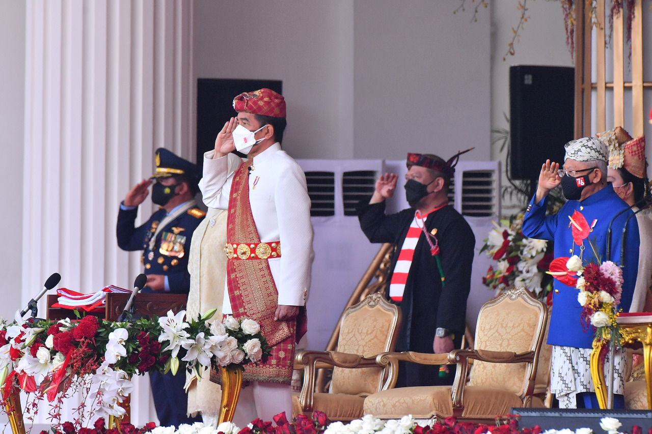 Presiden Joko Widodo bertindak selaku inspektur upacara pada Selasa (17/8) pagi. 