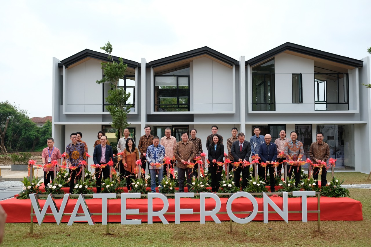 Waterfront Estates jadi lokasi berdirinya klaster komersial dan residensial.