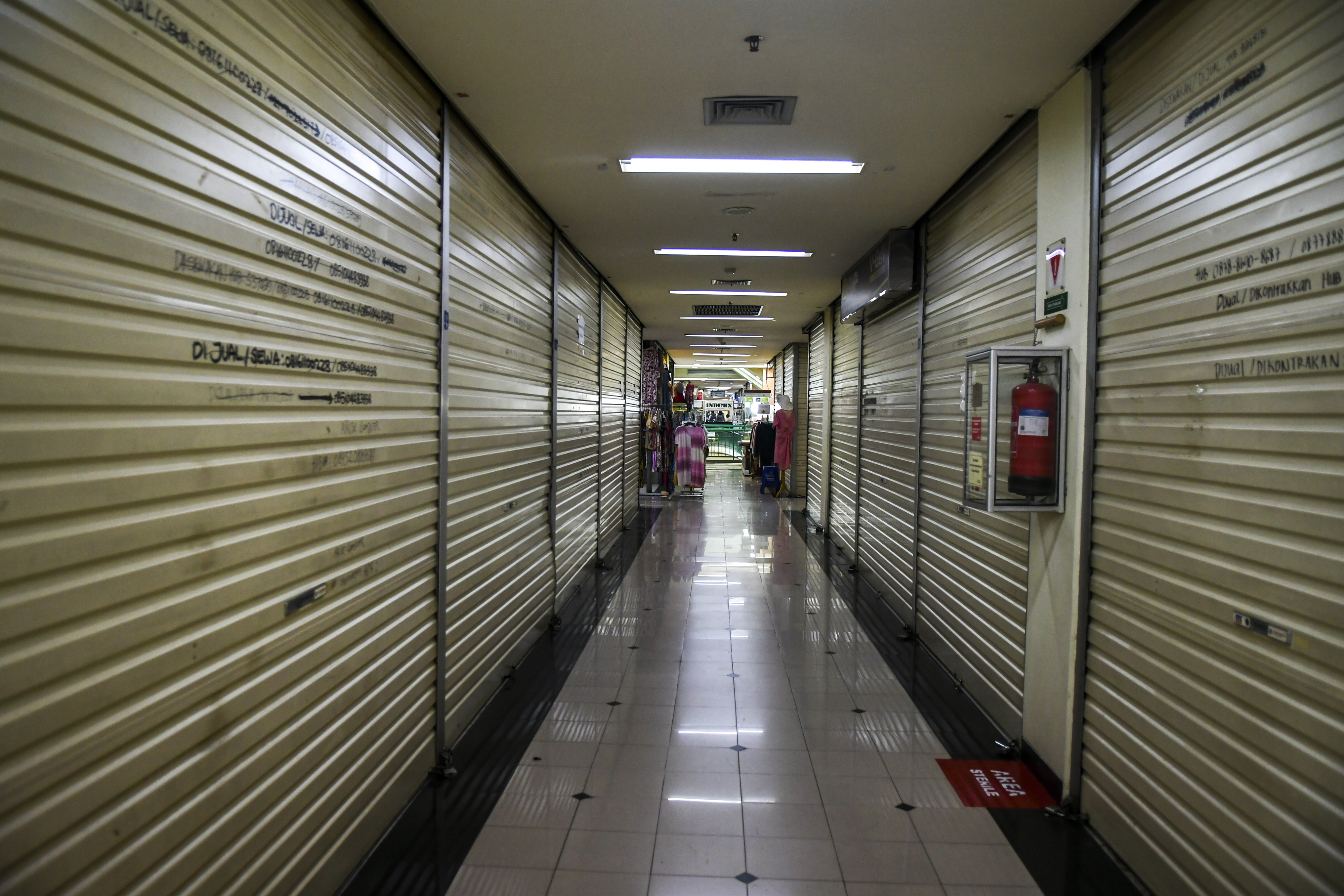 Sejumlah di pusat perbelanjaan tutup akibat kebijakan PPKM