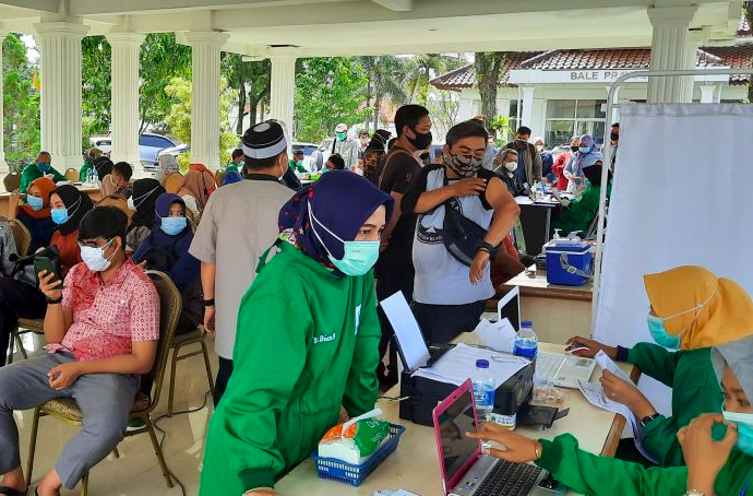 Vaksinasi dosis kedua di wilayah UPTD Puskesmas Cianjur Kota beberapa waktu lalu.