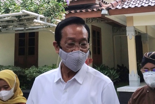 Gubernur DIY Sri Sultan Hamengkubuwono X