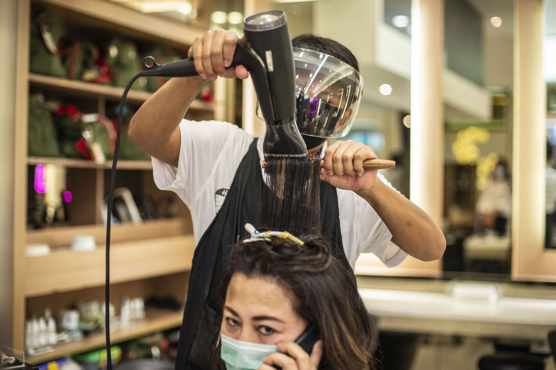 Cara Mudah Atasi Kerontokan Rambut