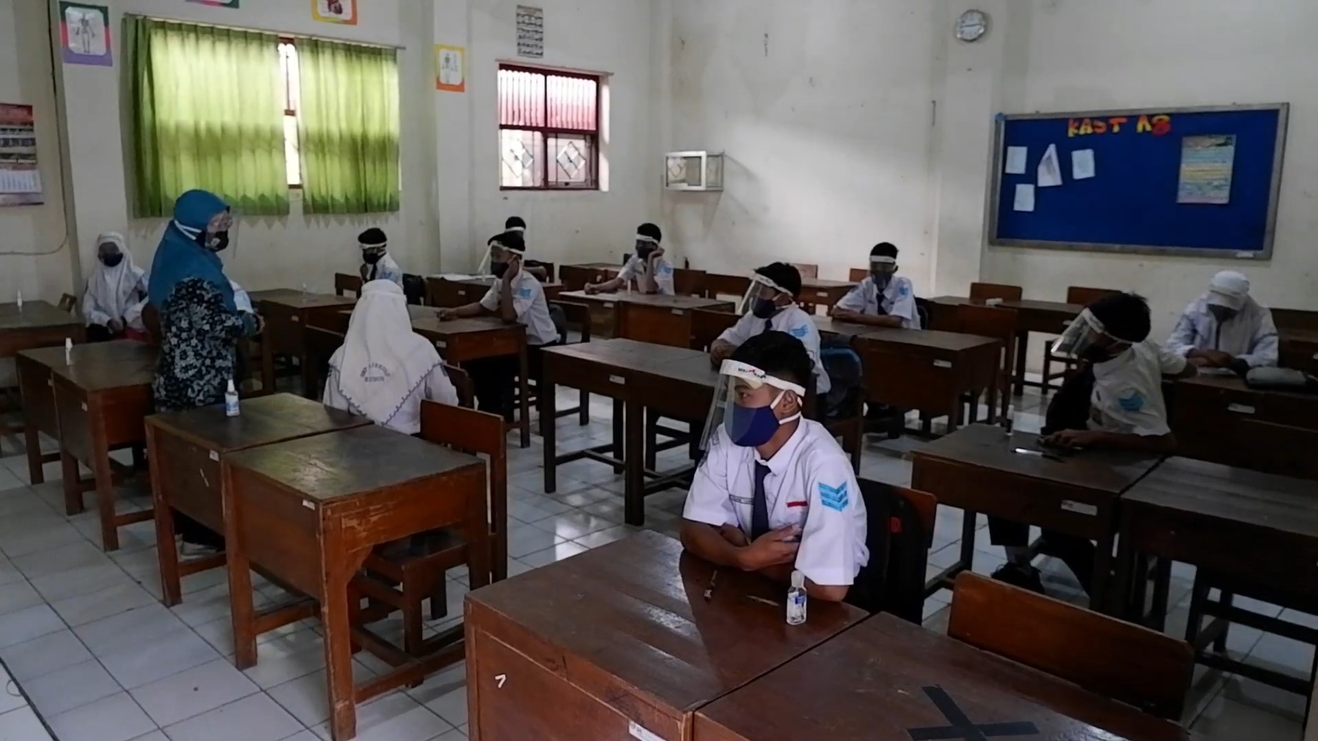  Ilustrasi, suasana pembelajaran tatap muka (PTM) terbatas di SMP 1 Jekulo Kudus, beberapa waktu lalu.