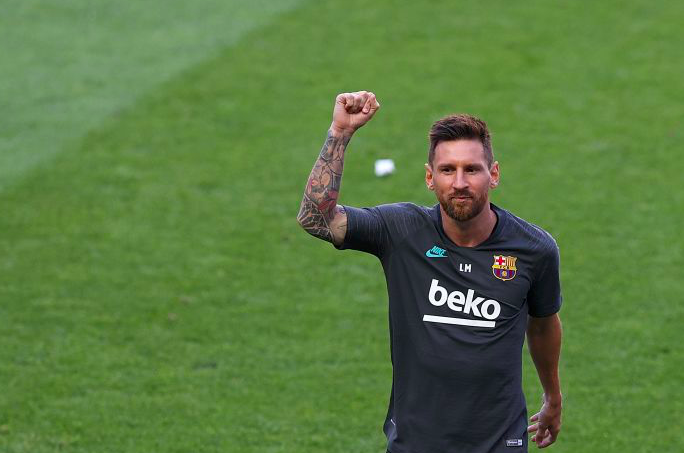 Lionel Messi akan tetap bertahan di Barcelona. 