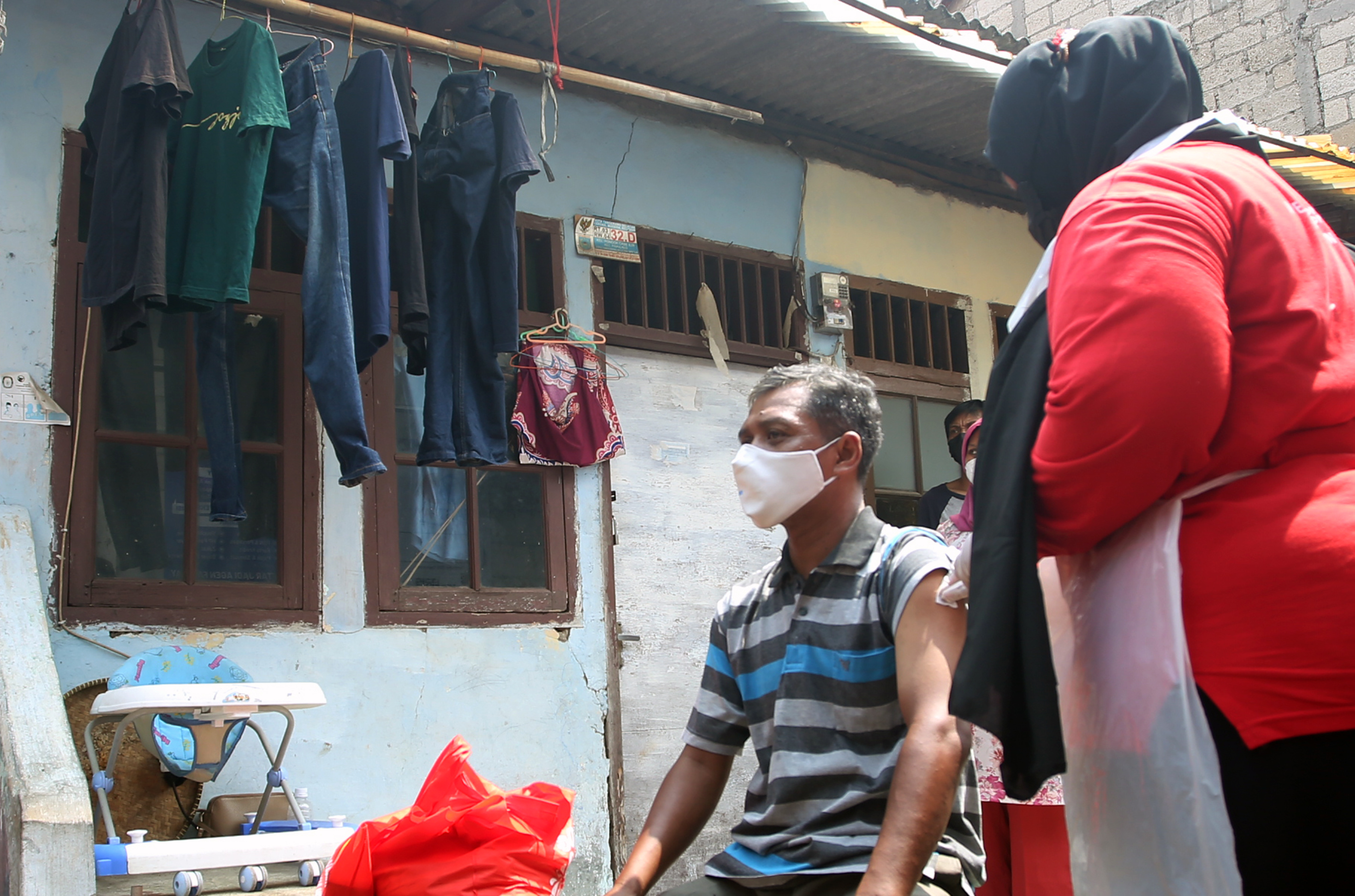 Kolaborasi Banyak Pihak Dorong Percepatan Vaksinasi di Tangsel