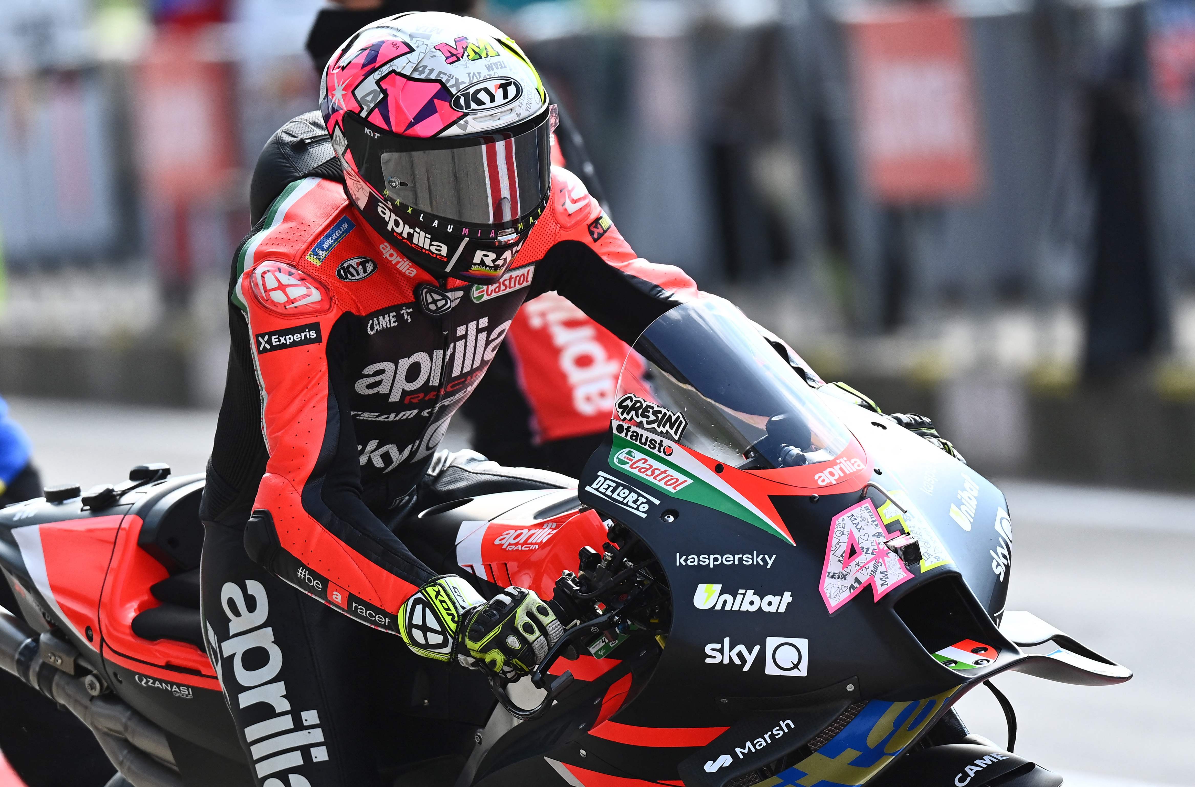 Pembalap MotoGP asal Spanyol, Aleix Espargaro, saat menjalani sesi latihan di Spielberg, Austria.