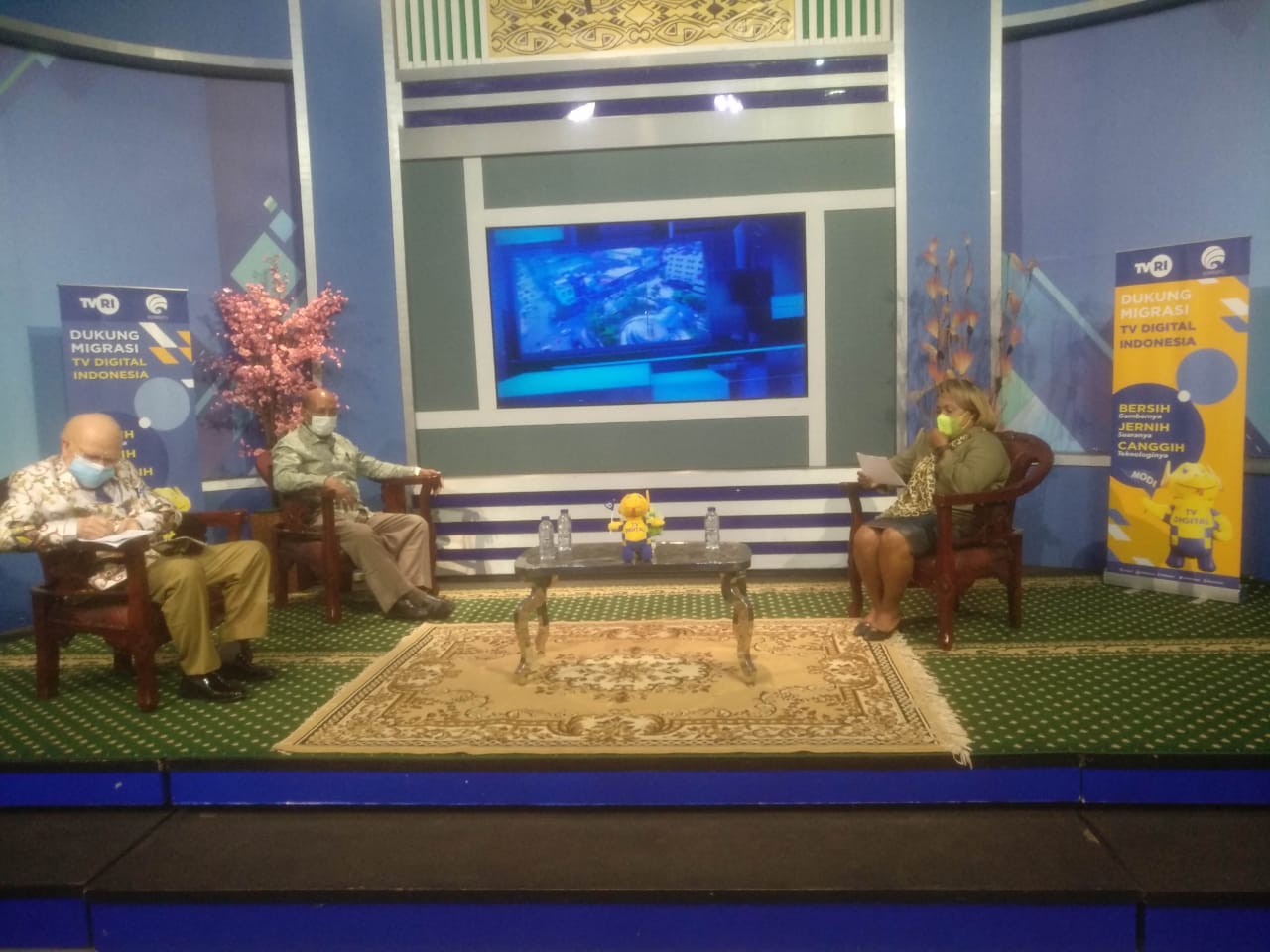 Sejumlah tokoh Papua dalam acara bincang-bincang di TVRI.